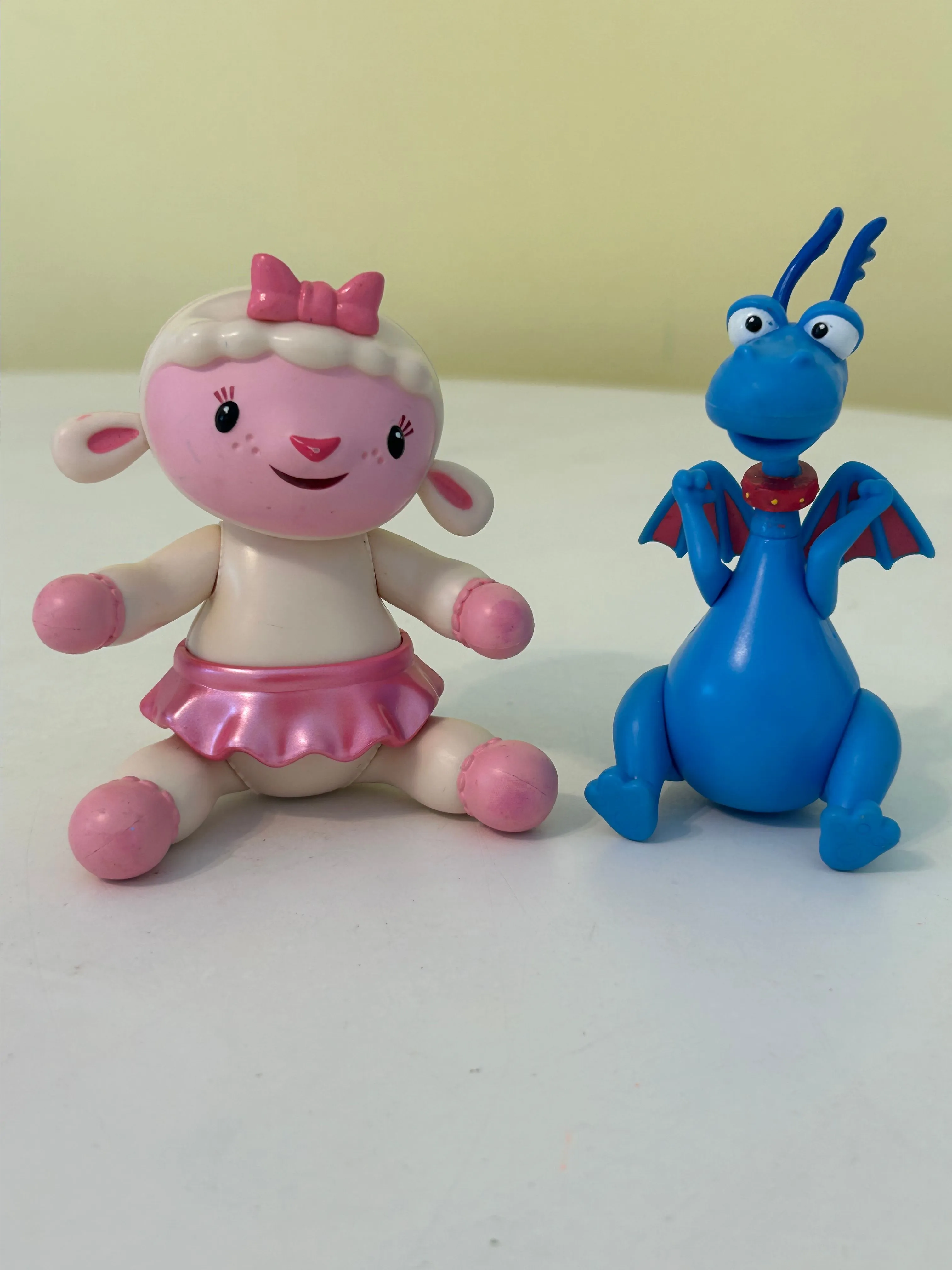 Product image for Disney Doc Mcstuffins Lambie & Stuffie Play Toys