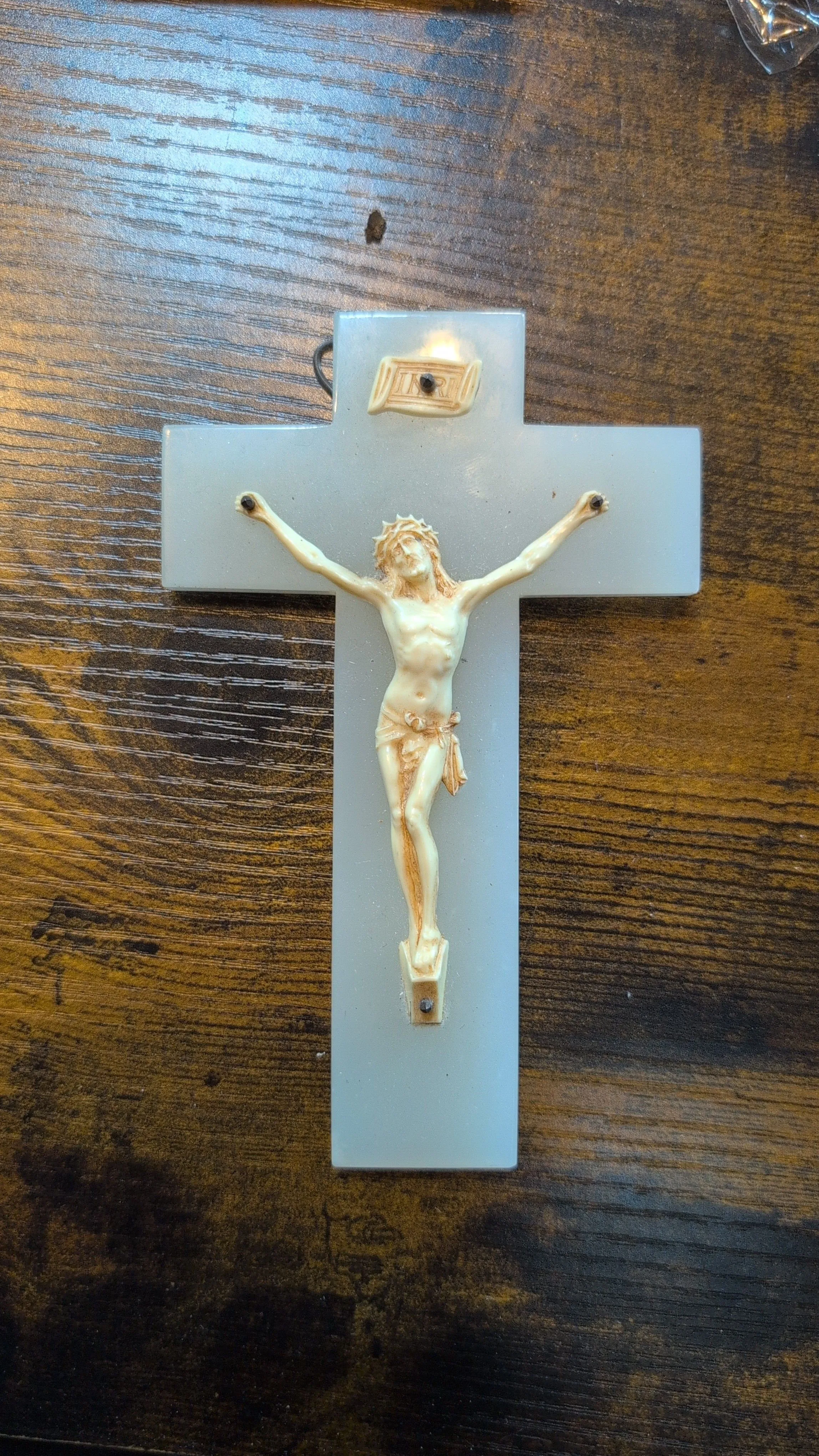 Product image for Vintage marble crucifix with plastic figure