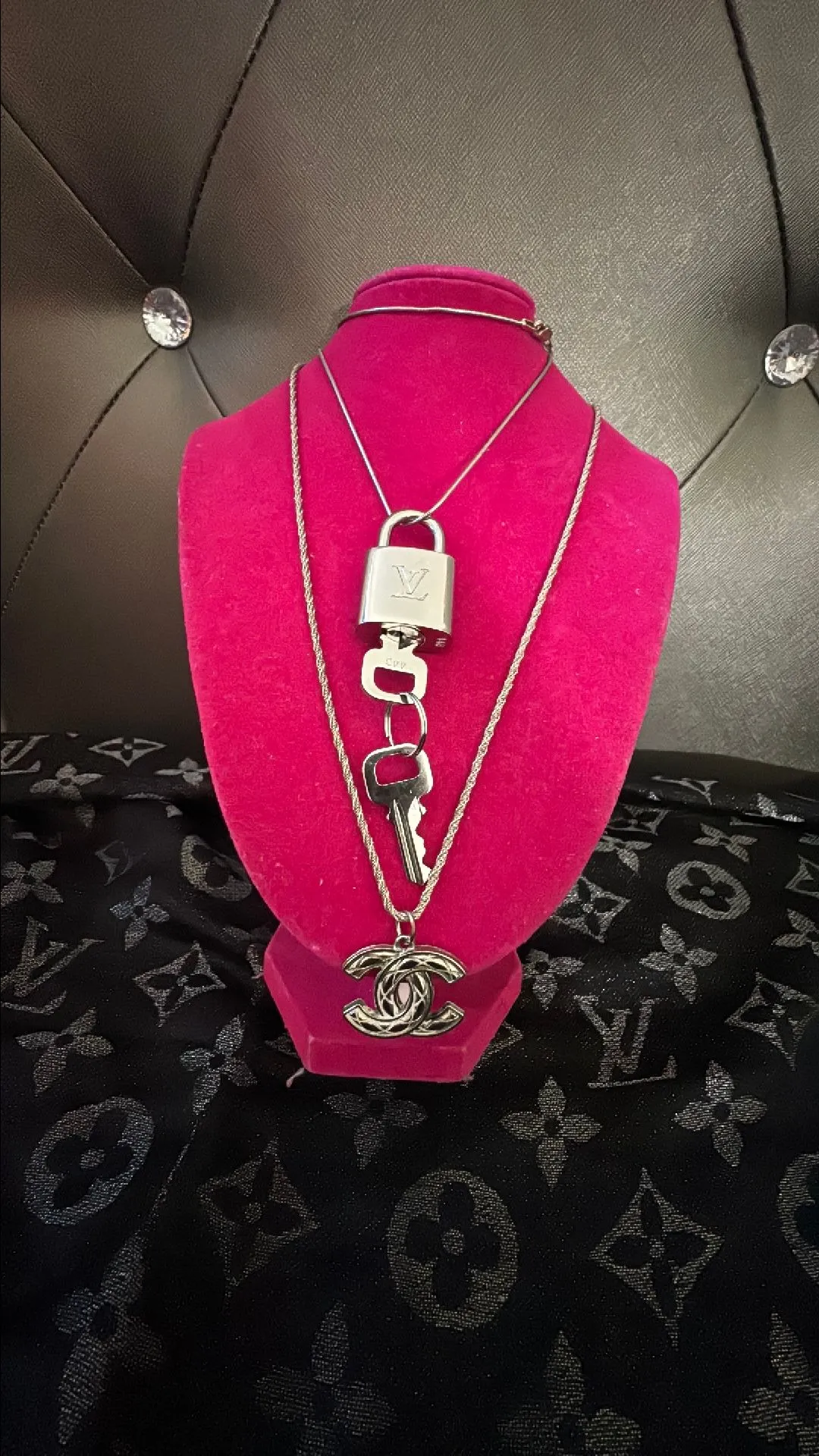 Product image for 27 # Louis Vuitton  lock & key &  Chanel charm  bundle