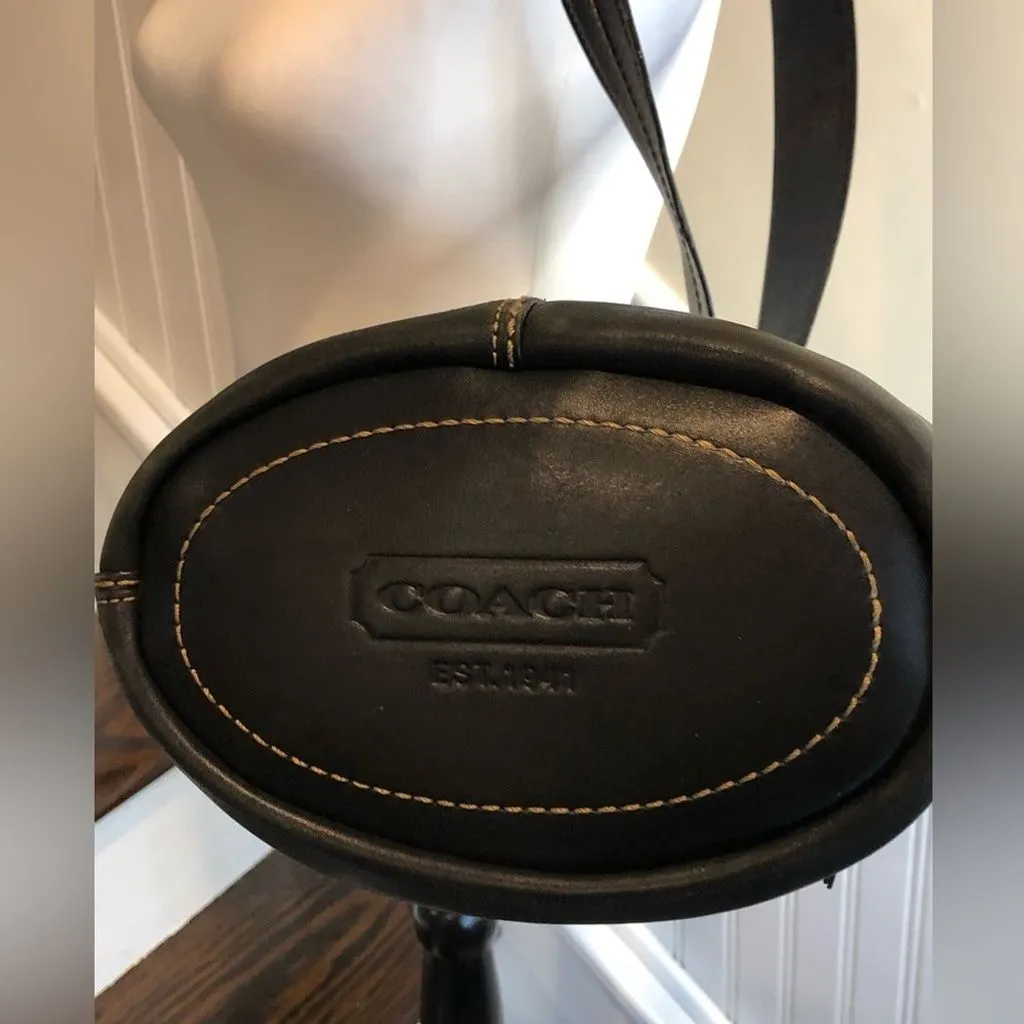 Listing Image Blurred Background