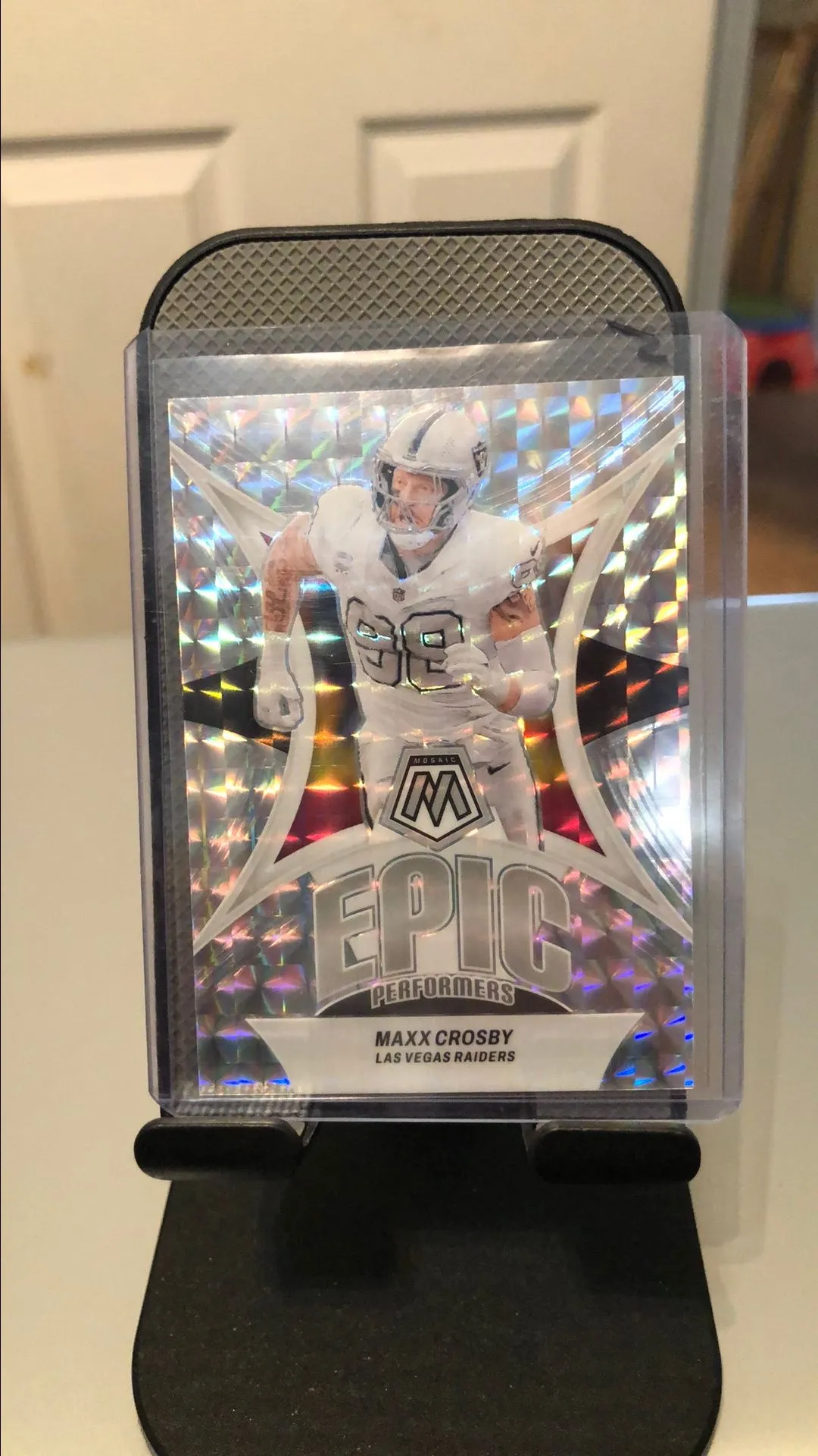 Product image for 2024 Mosaic Epic Performers Silver Prizm Maxx Crosby