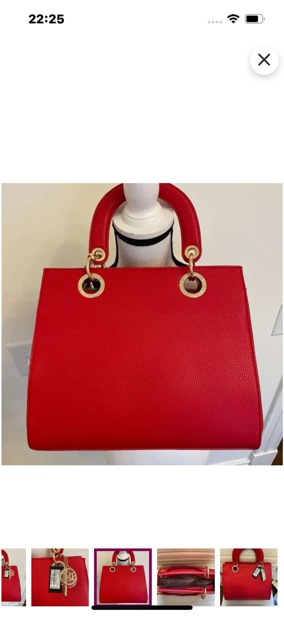 Listing Image Blurred Background