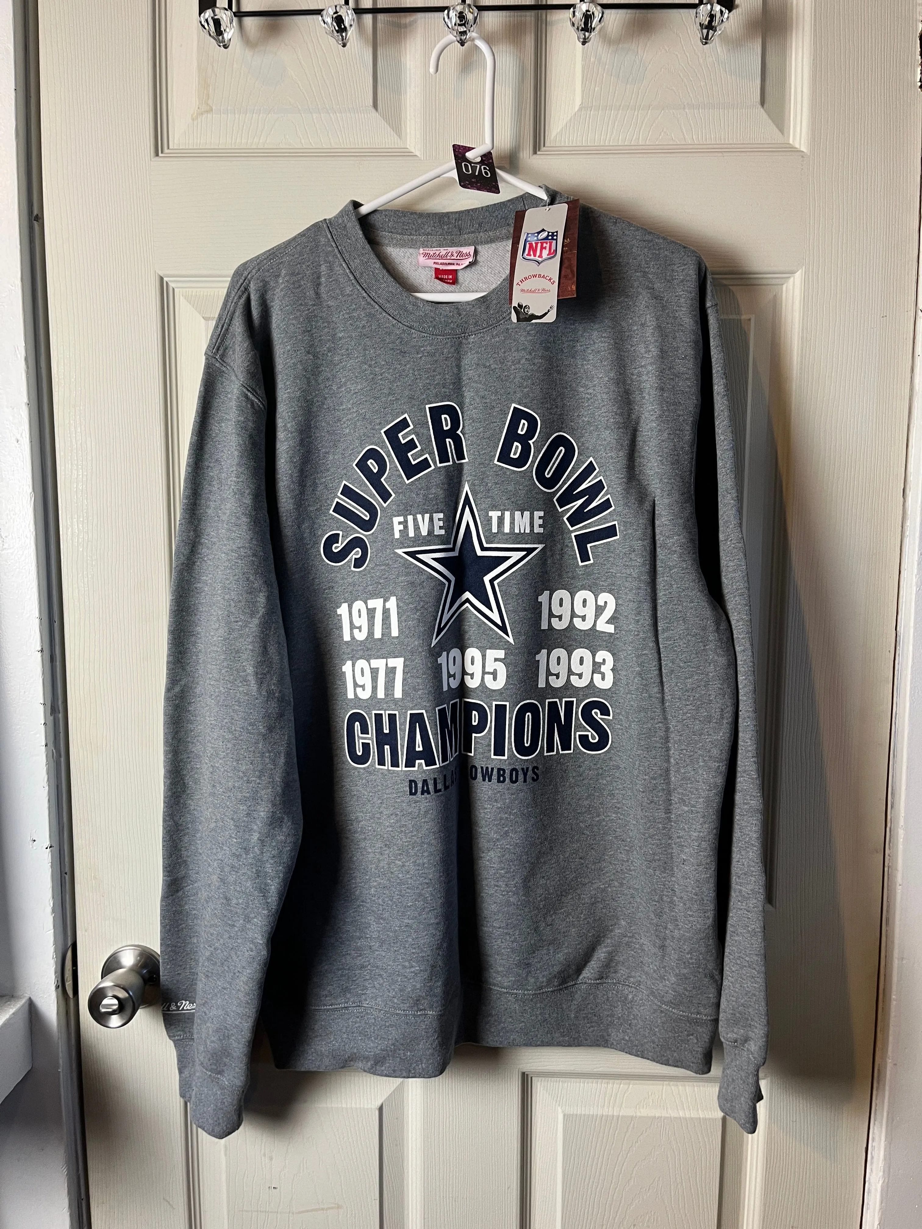 Product image for 76. Nostalgia co Mitchell and ness Cowboys sweaters