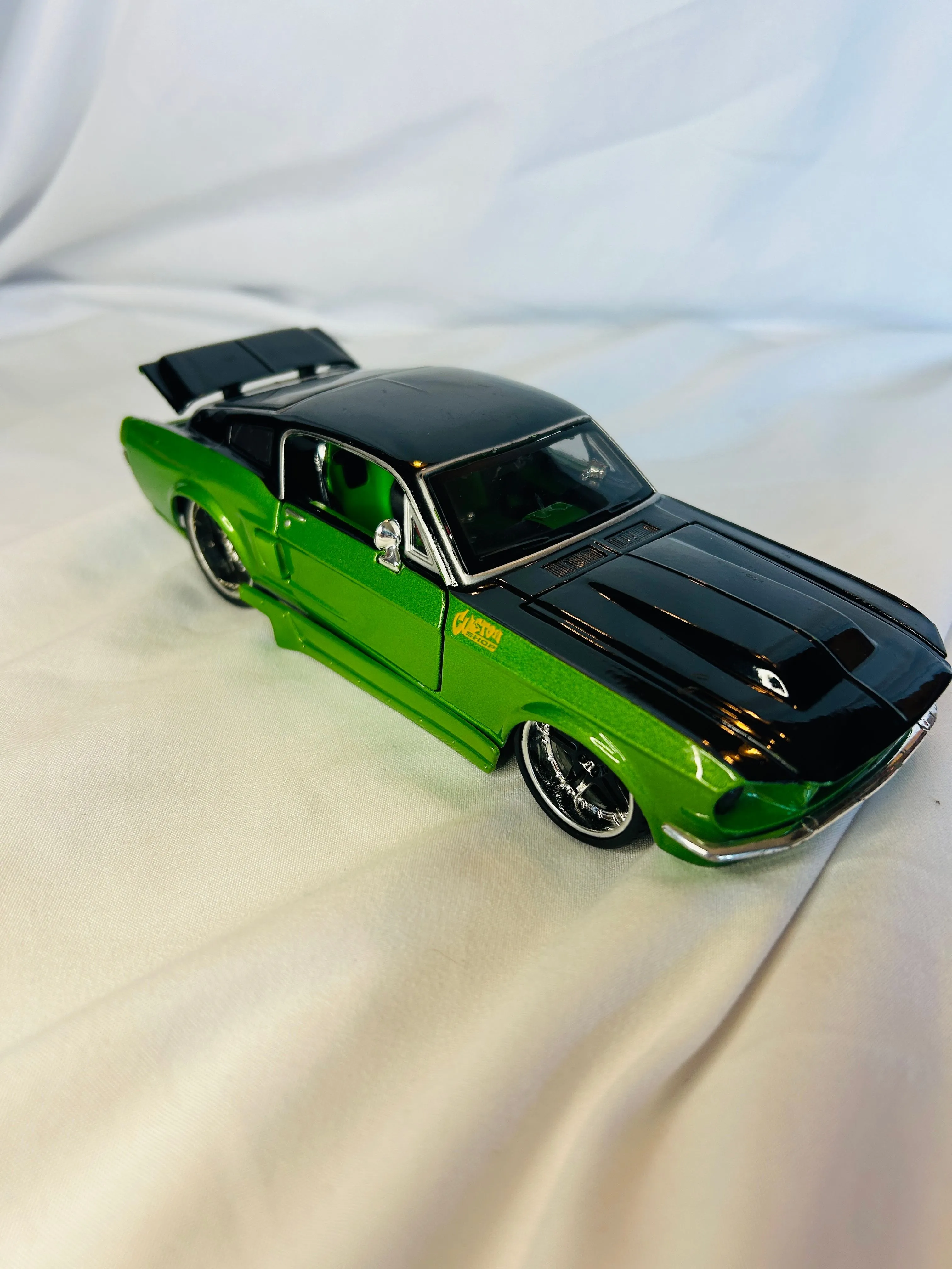 Product image for Maisto diecast 1967 Ford Mustang GT500