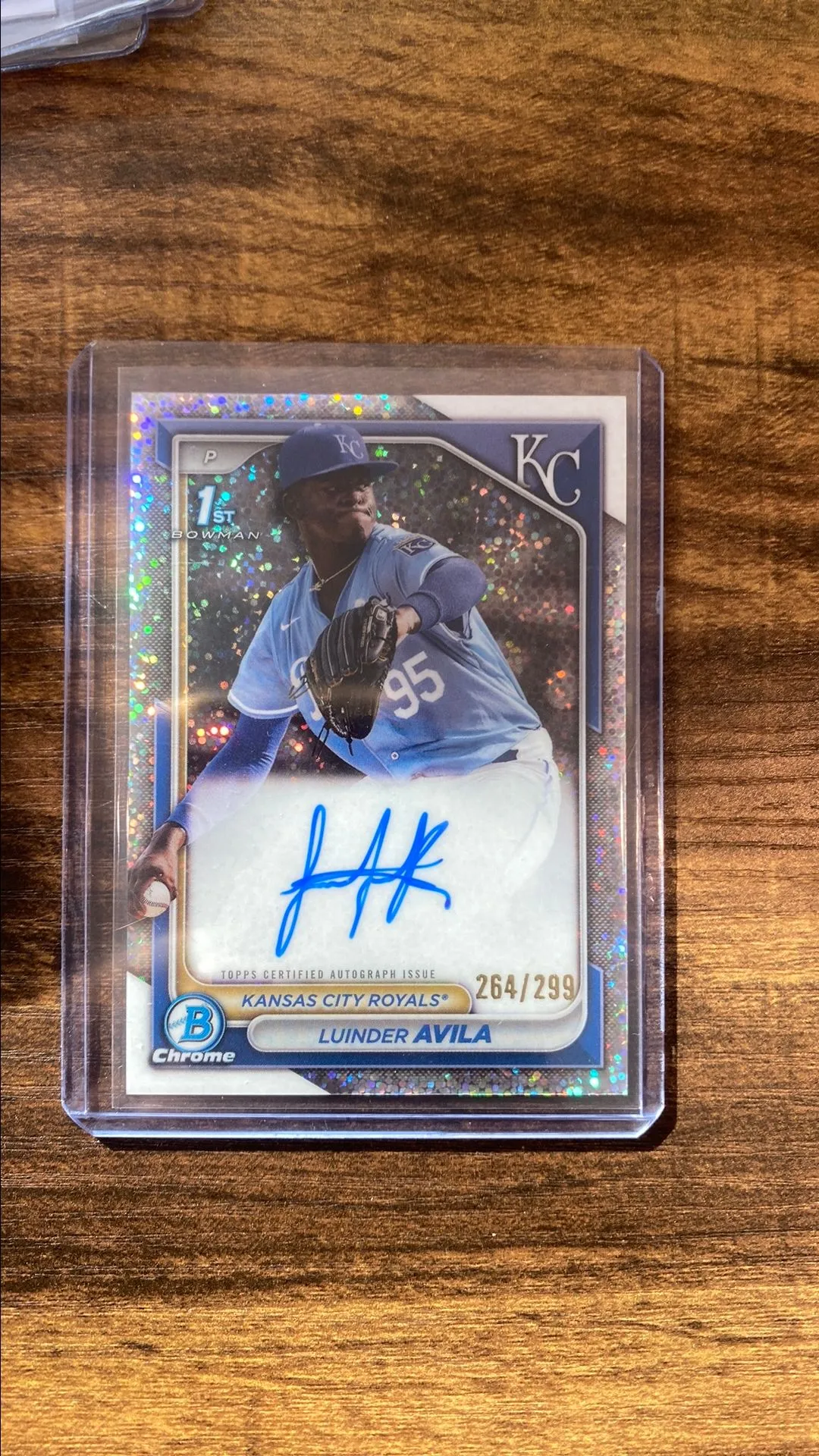 Product image for Luinder Avila 1st auto /299