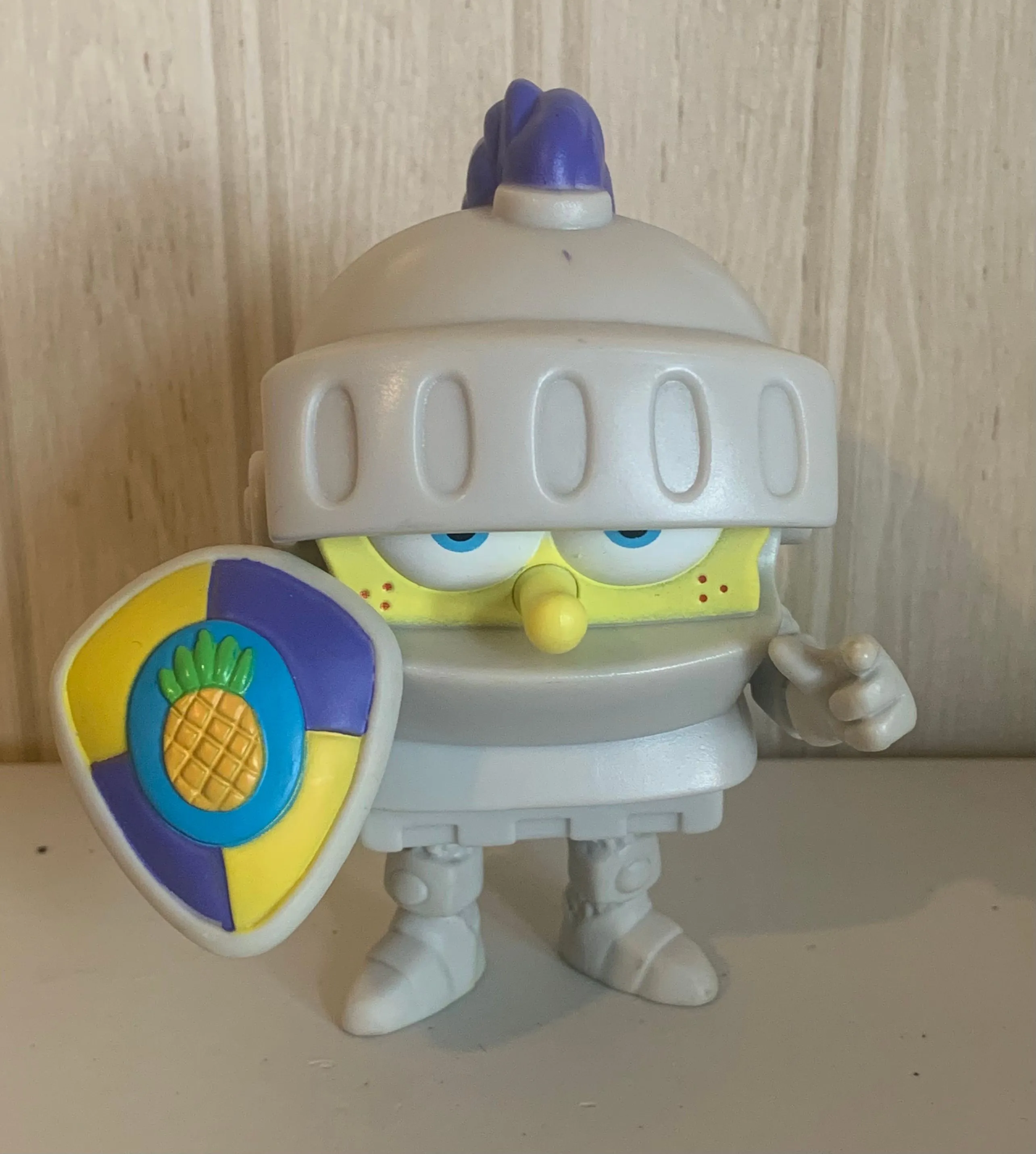 Product image for 2005 Burger King SpongeBob SquarePants Lost In Time Knight Figure