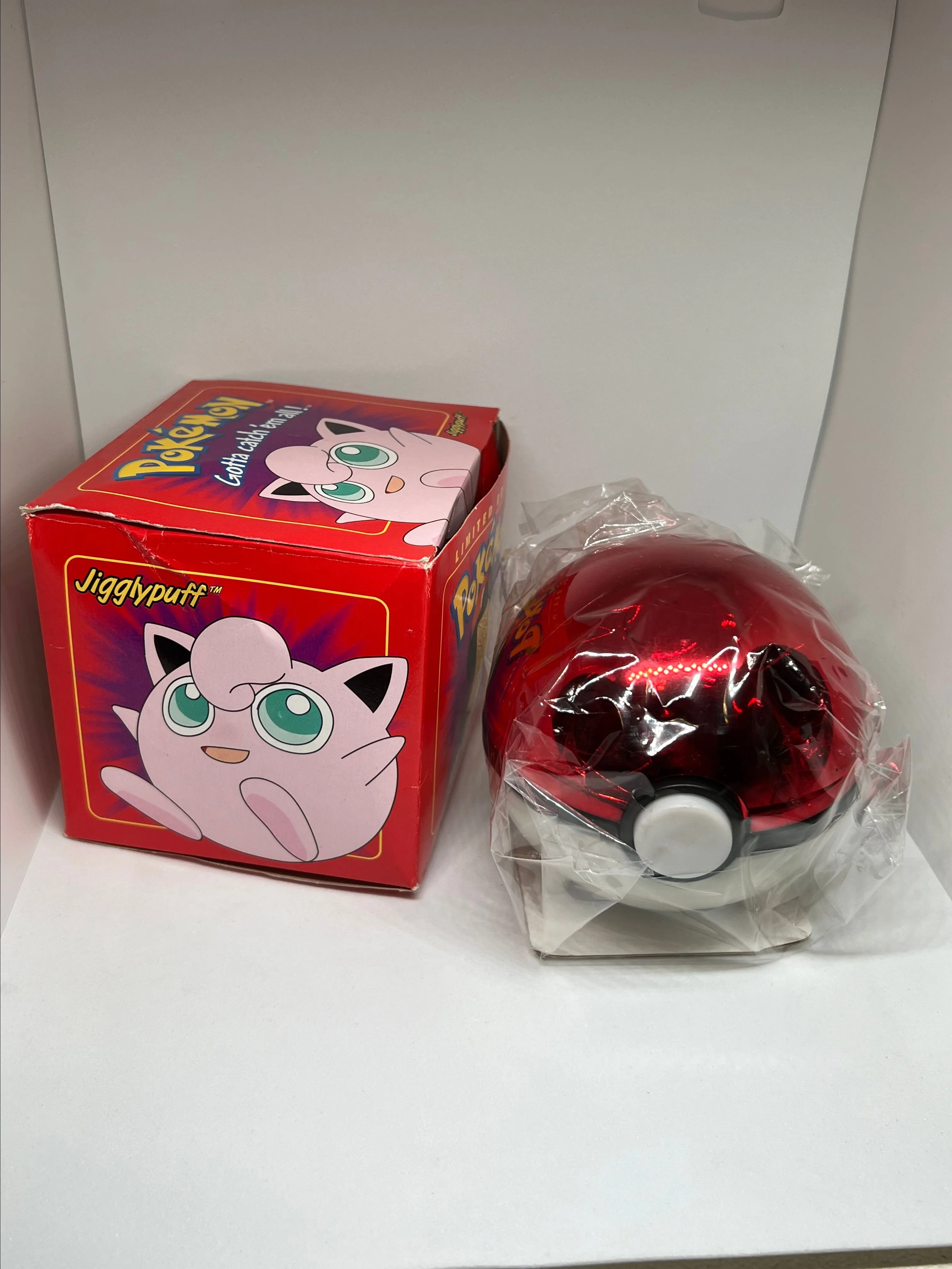 burger king gold pokemon cards jigglypuff 1999 JIGGLYPUFF Nintendo Pokemon 23K Gold Plated Trading Card #39 Poke –  ThrowbackBuys main image 1