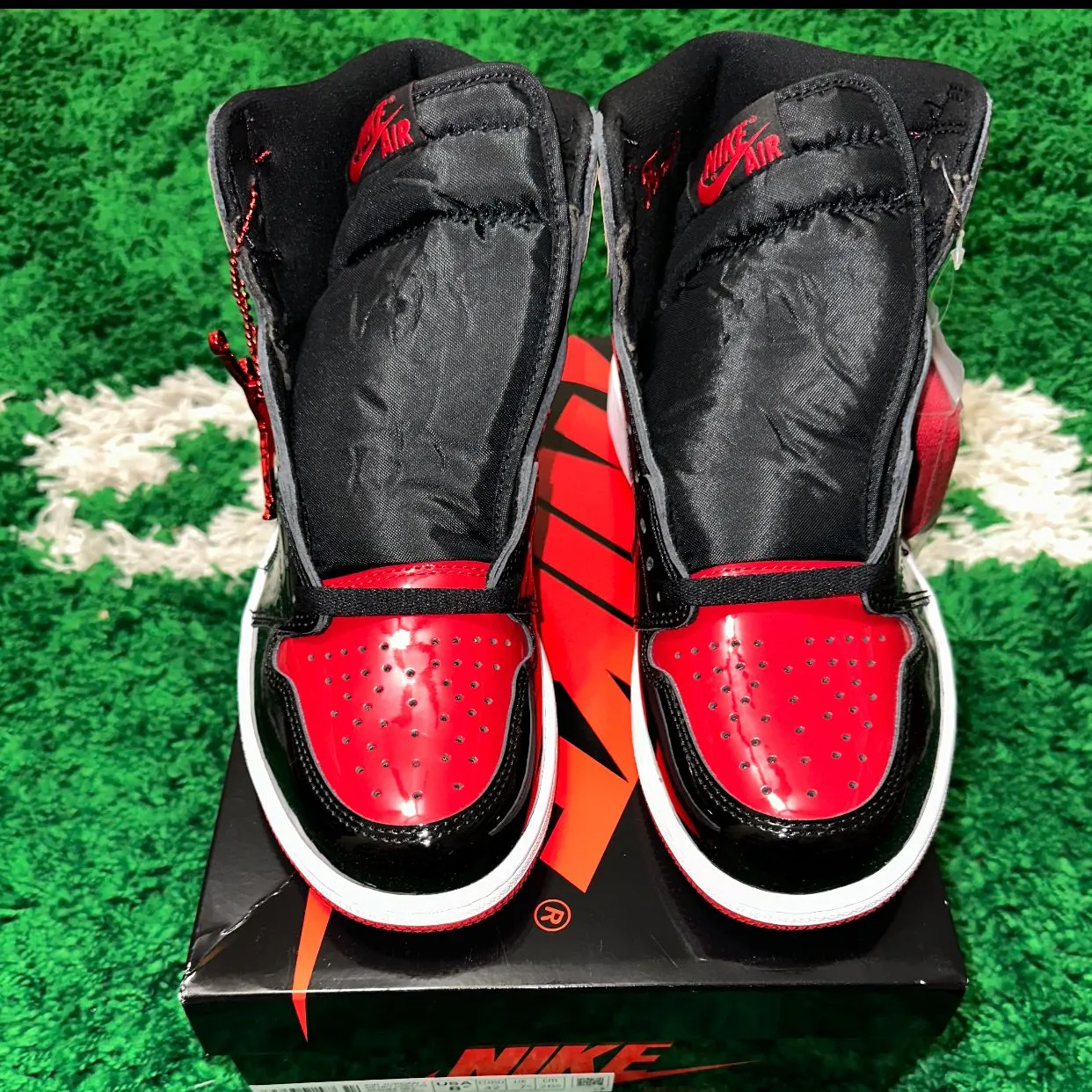 Product image for Jordan 1 Retro High OG Patent Bred GS Size 3.5y