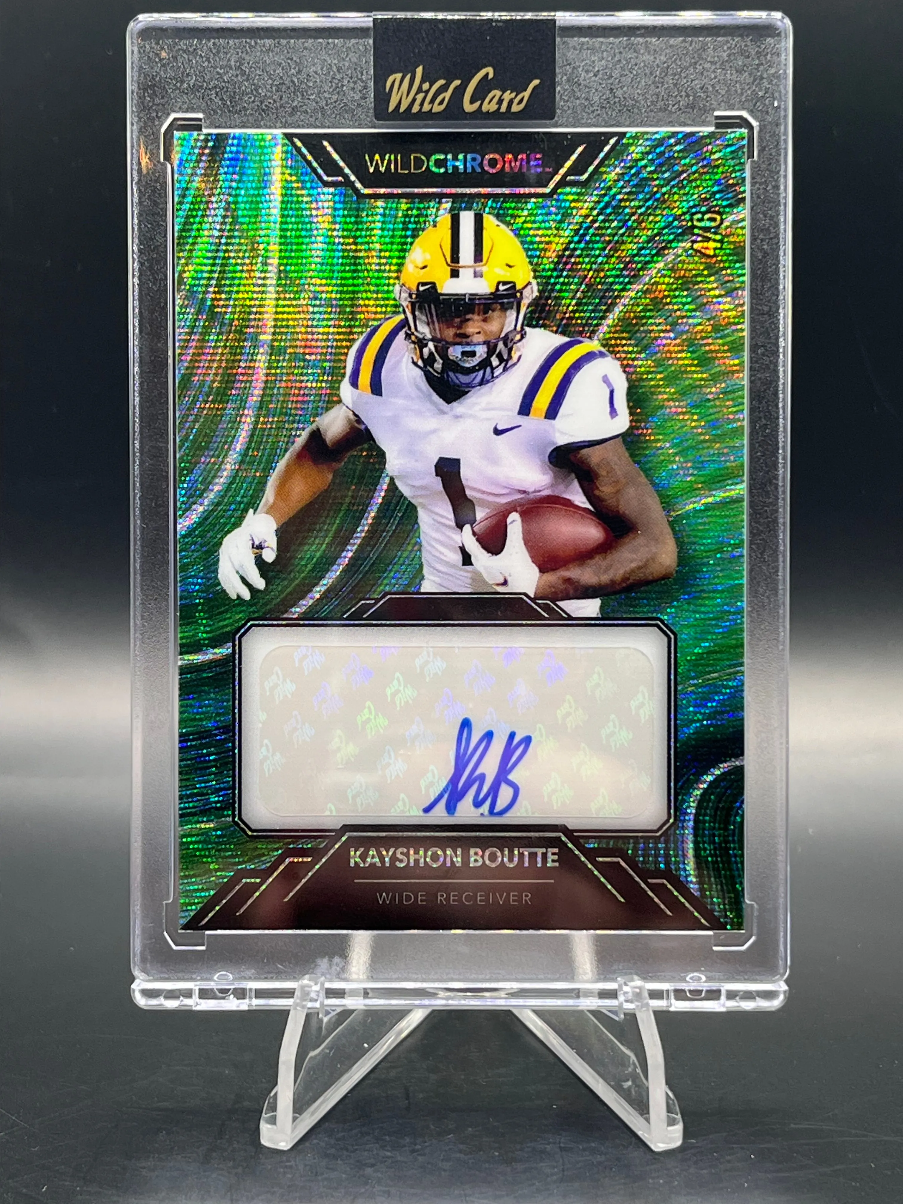 Product image for 4/6 Kayshon Boutte LSU / Patriots WR 2023 Wild Card WildChrome WildRibbon Auto Green Wave Holograph
