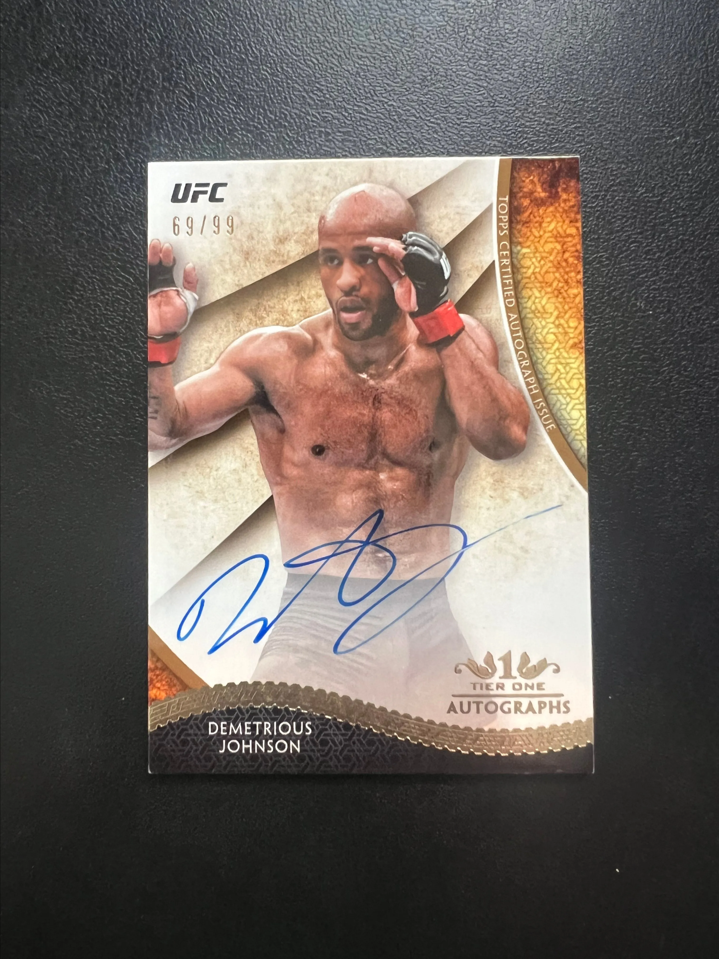 Product image for Demetrious Johnson AUTO #69/99