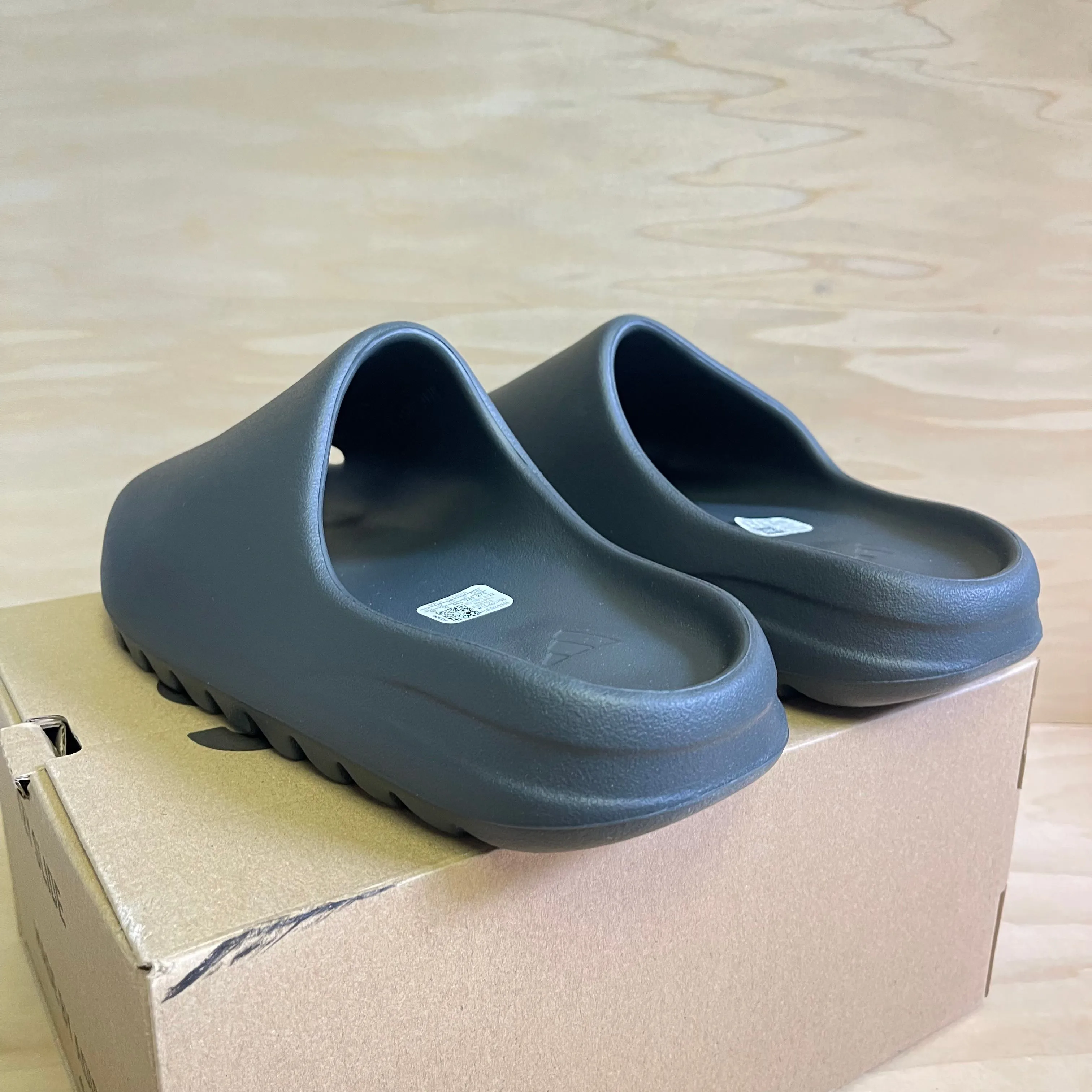 Mens 10 Adidas Yeezy Slide "Dark Onyx" NEW  Whatnot: Shop, Sell, Connect