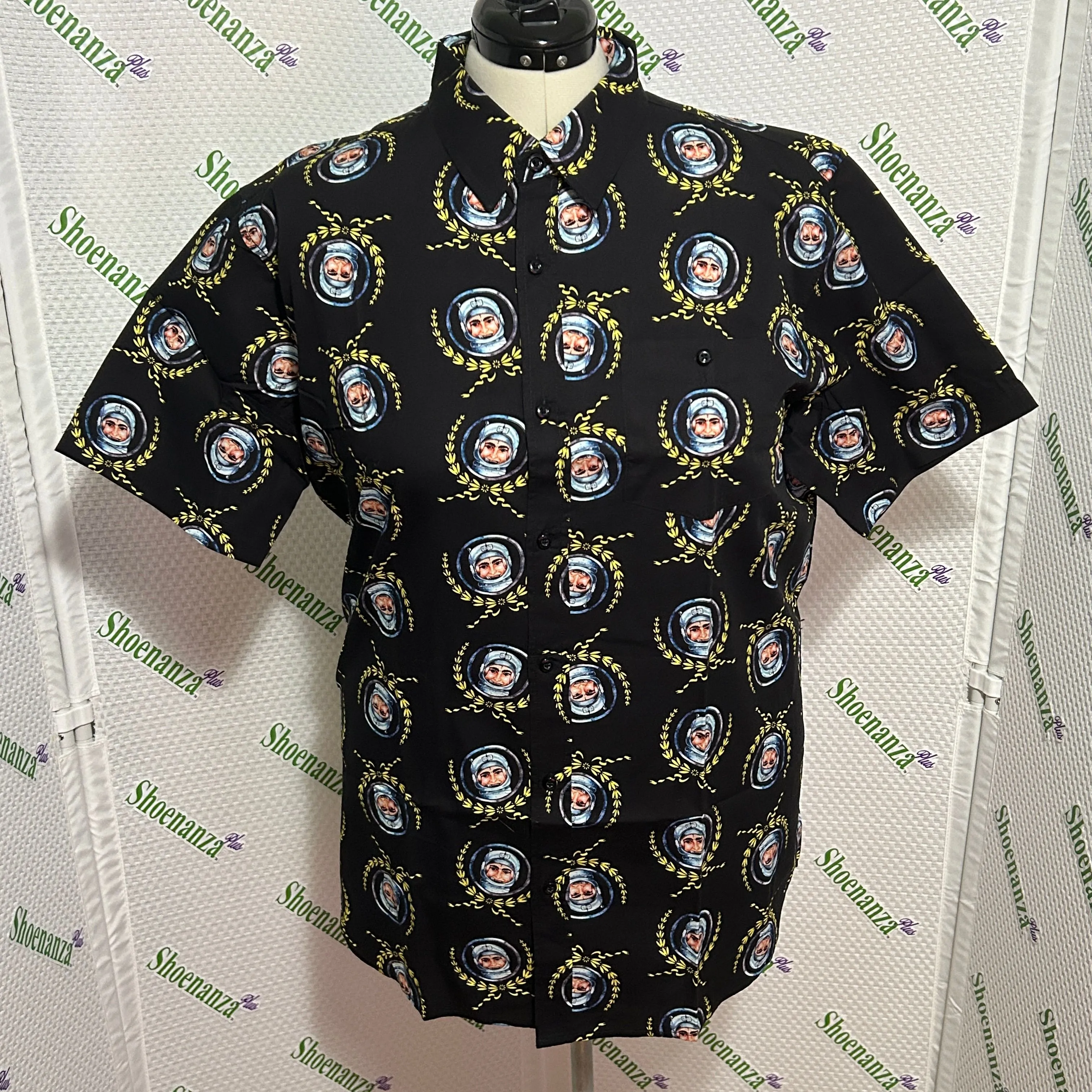Product image for Middle Of Beyond Button Down Shirt DEVO Traditionalists Nu-Tra MOB Mens 2XL XXL