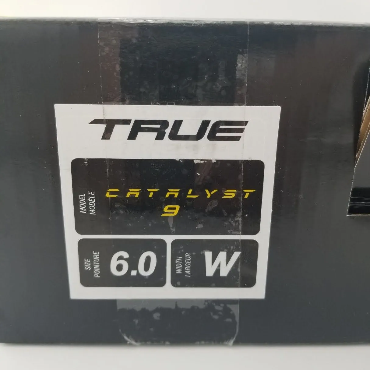 Product image for True Catalyst 9 Senior Ice Hockey Skates. Size 6.0 W (US 7.5 - UK 6.5 - EU 40.5)