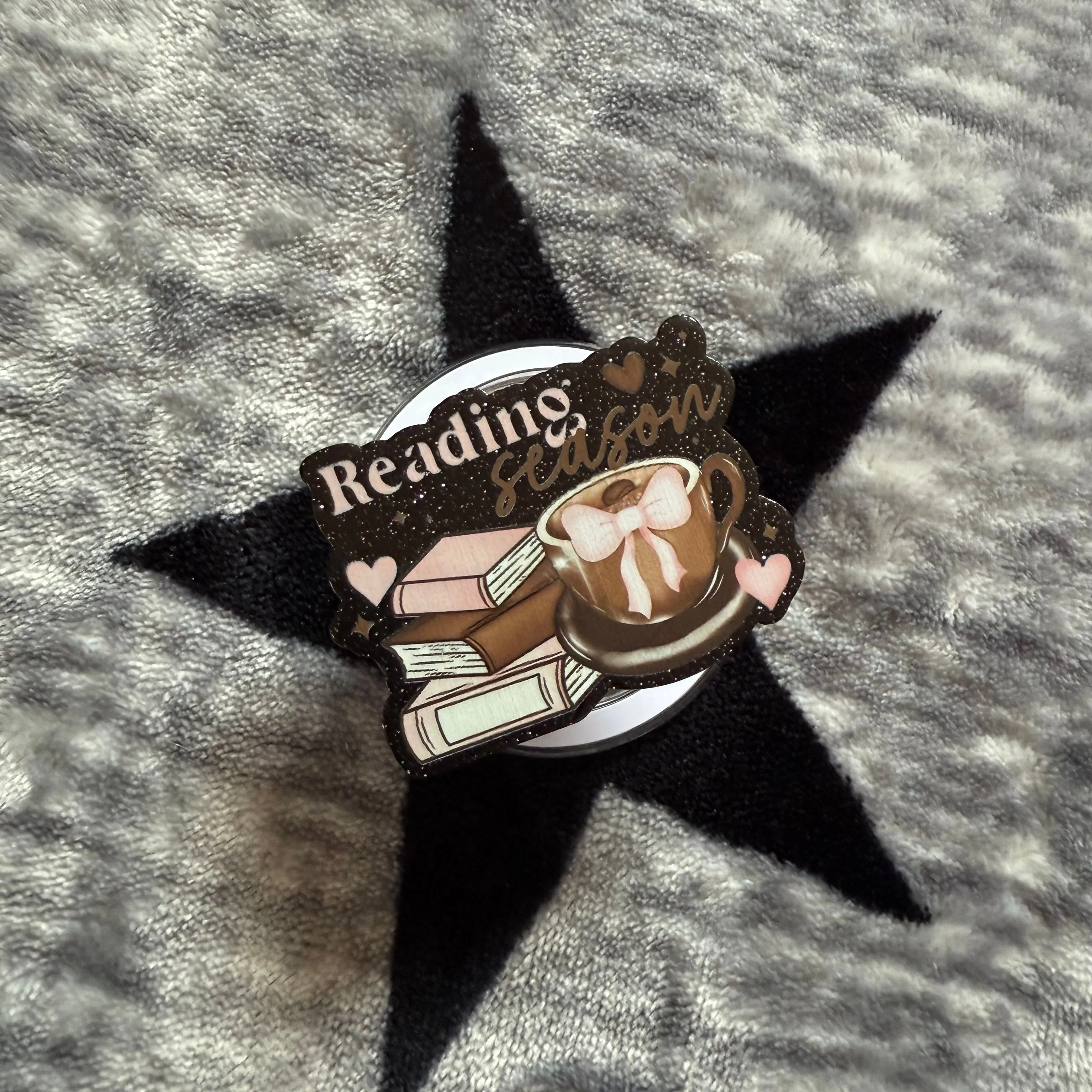 Product image for Magnetic Phone Grip - "Reading season"