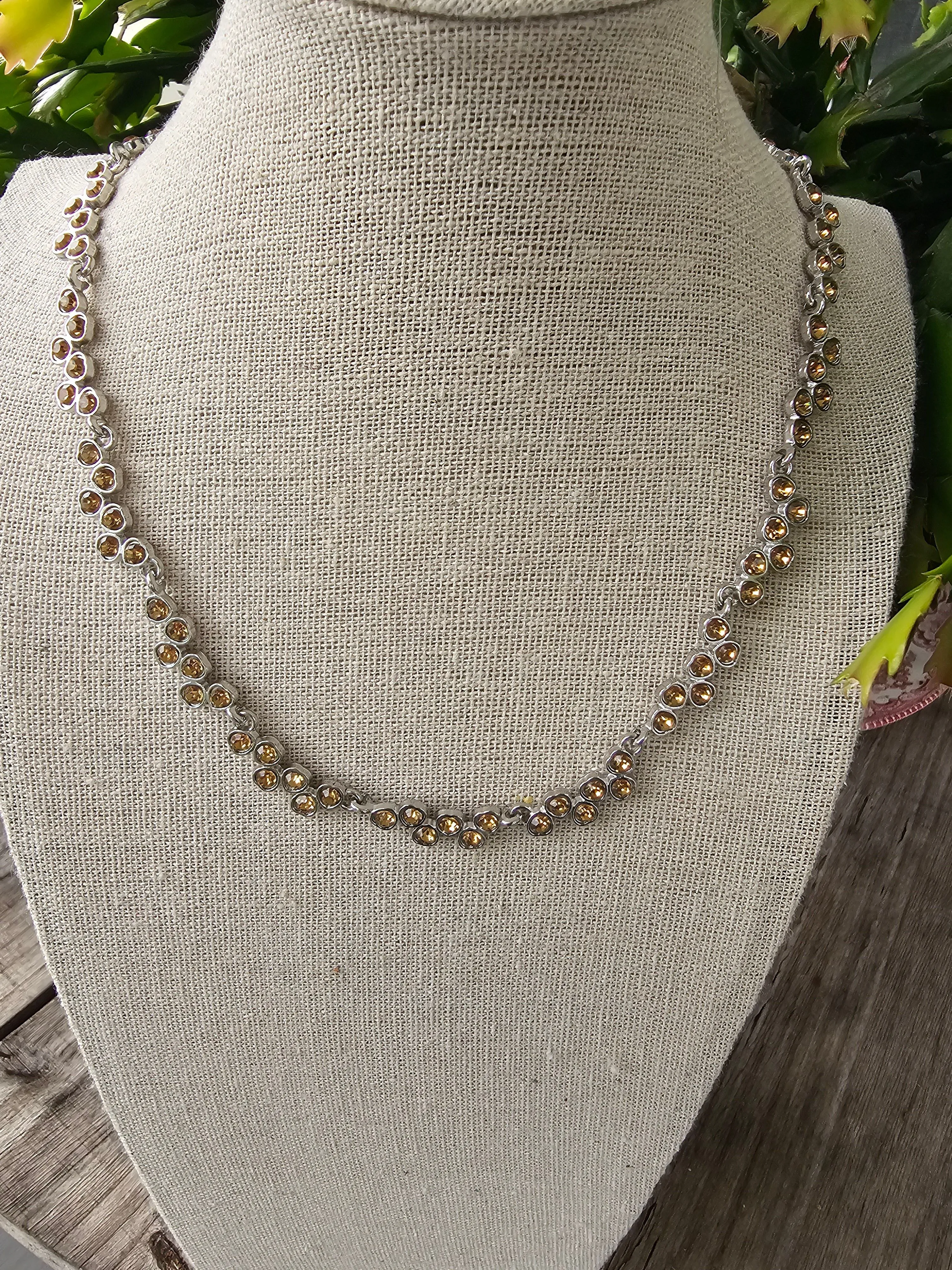 Product image for #49 Gold Rhinestone Necklace new
