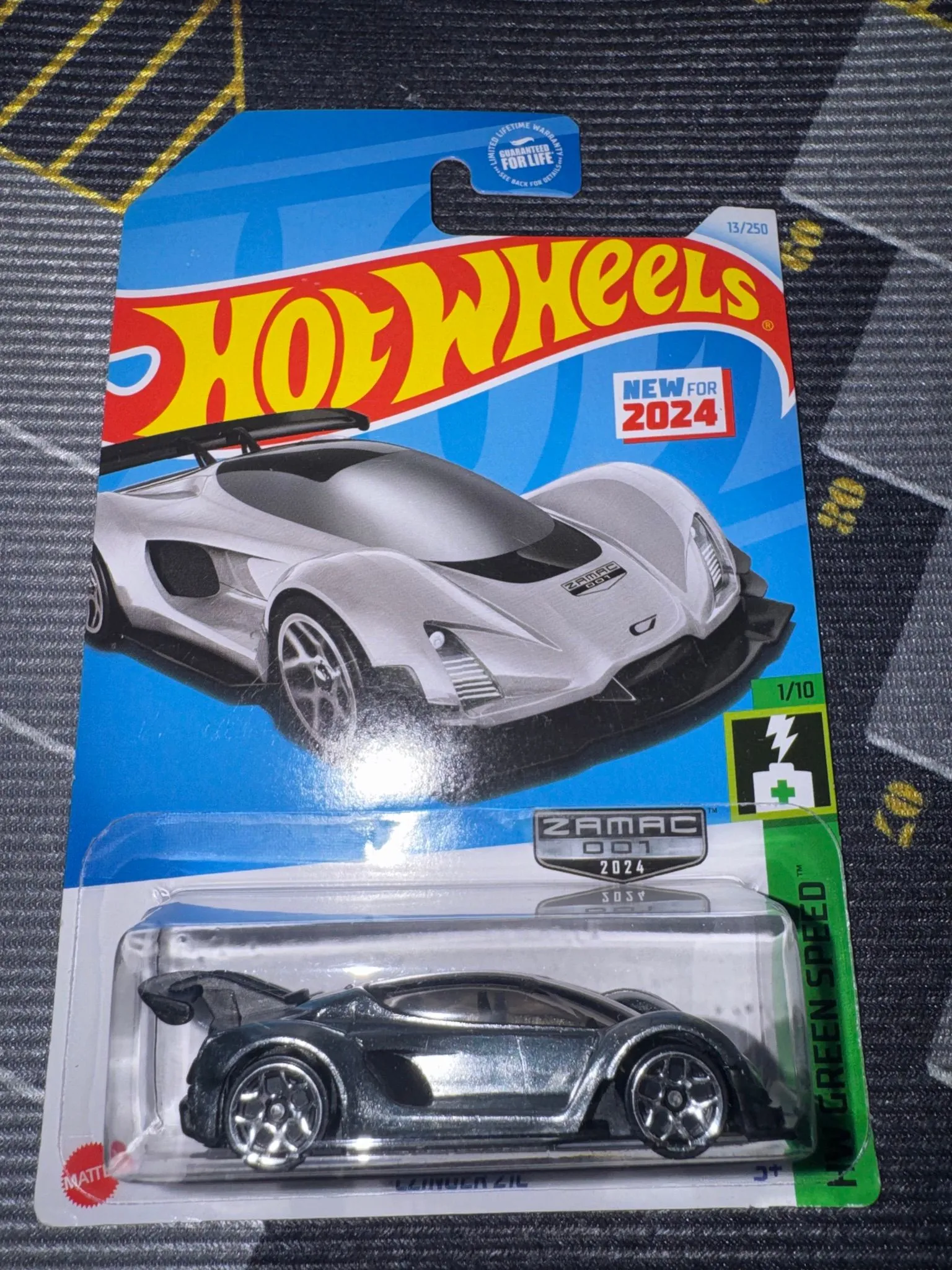 0ad22e0b-6b42-46cc-9ca0-e4428e253d5f