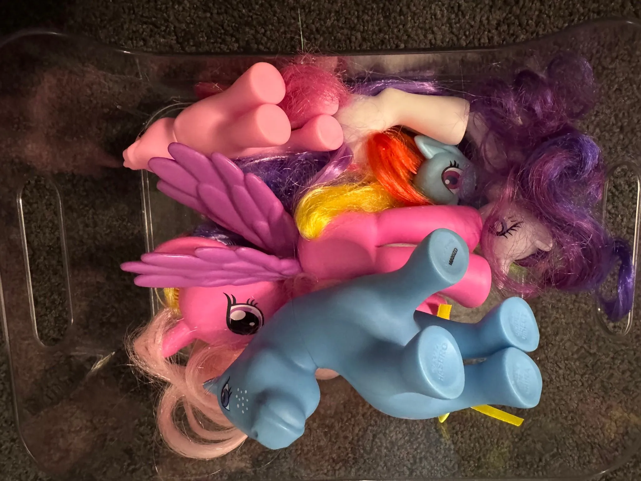 0b567960-b4fb-418d-9e13-593a2d8e9387