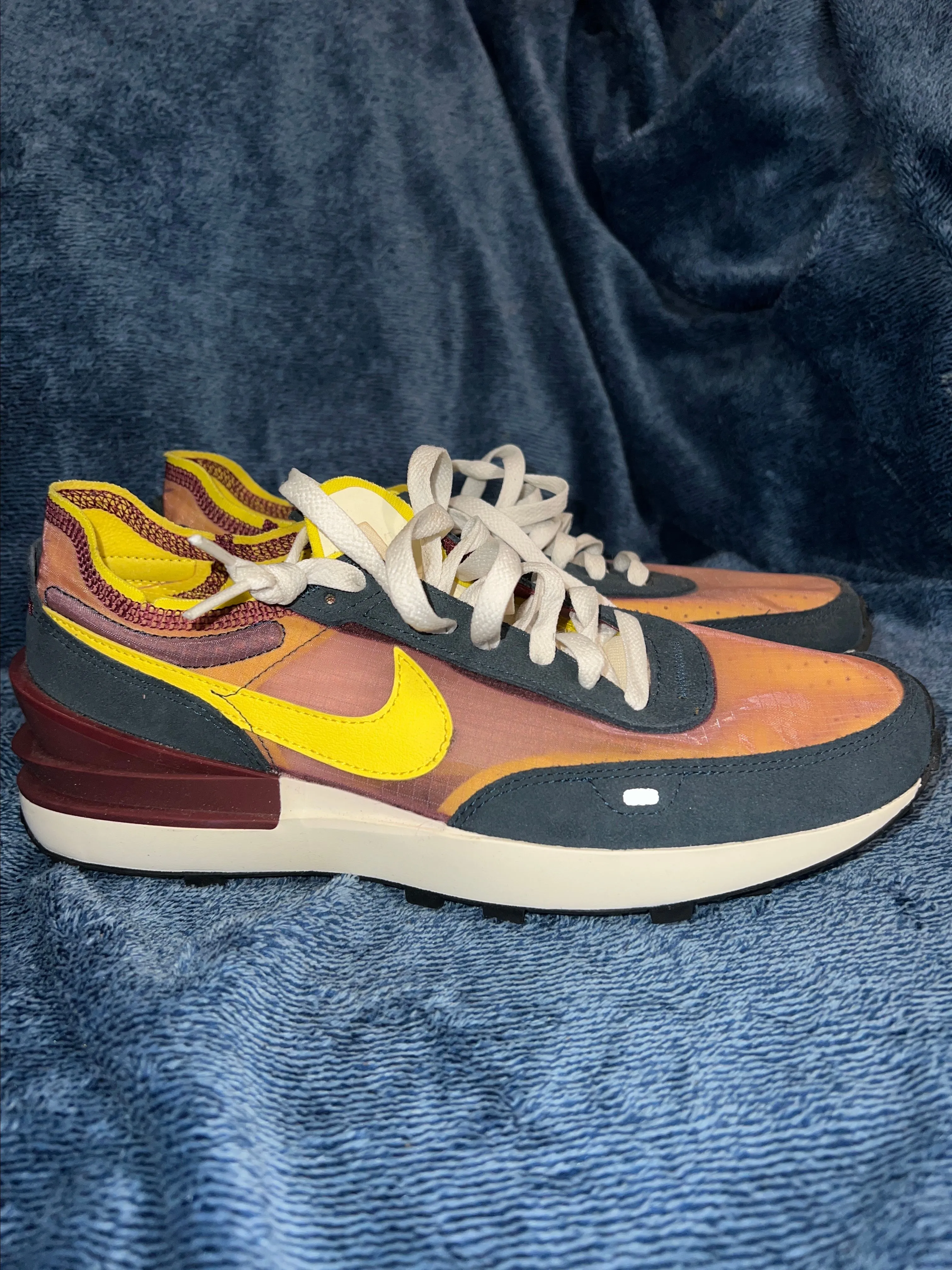 Product image for brand new nikes 8M