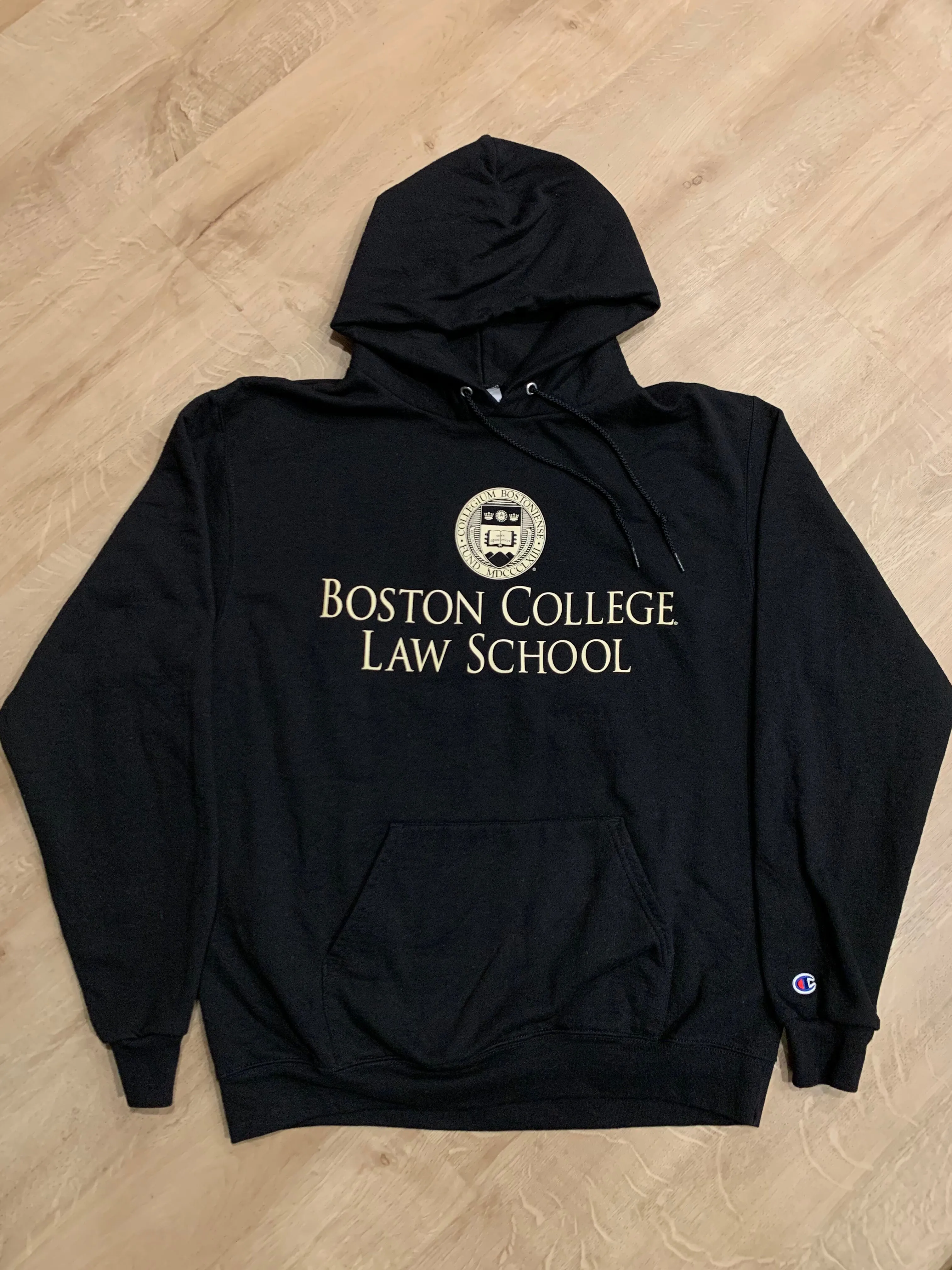 Product image for Champion Boston College Law School Black Hoodie Sweatshirt Men's Large L Pullover University Collegiate BC Eagles  Measures 22.5"x27.5"