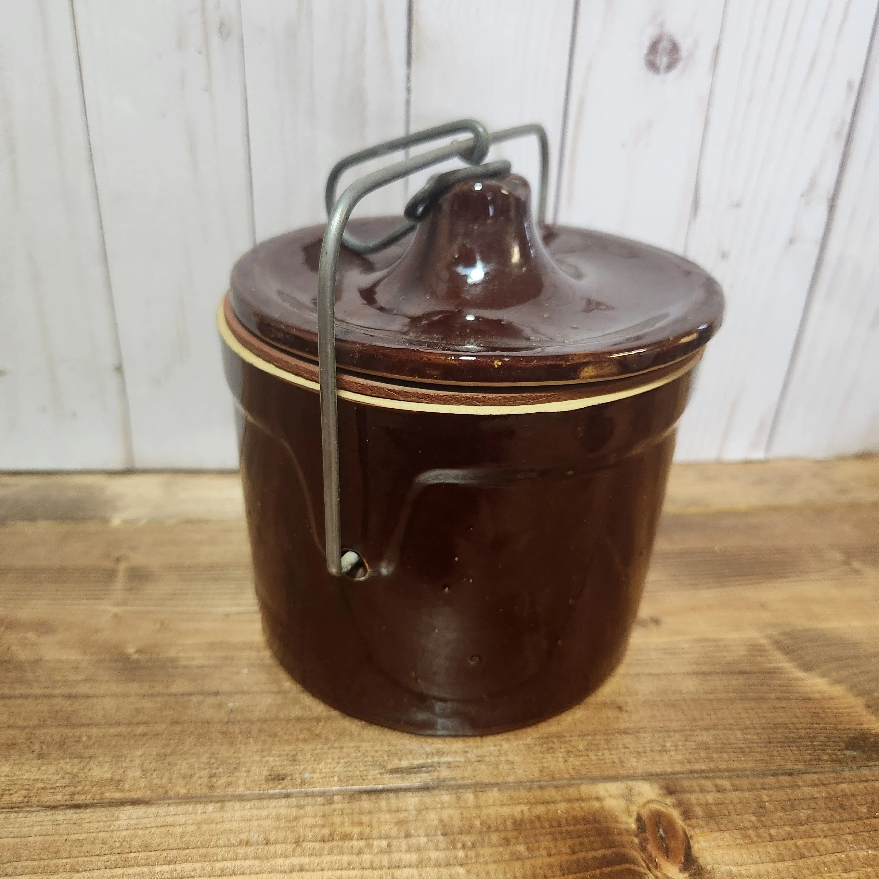 Product image for Large in charge Cheese crock! 