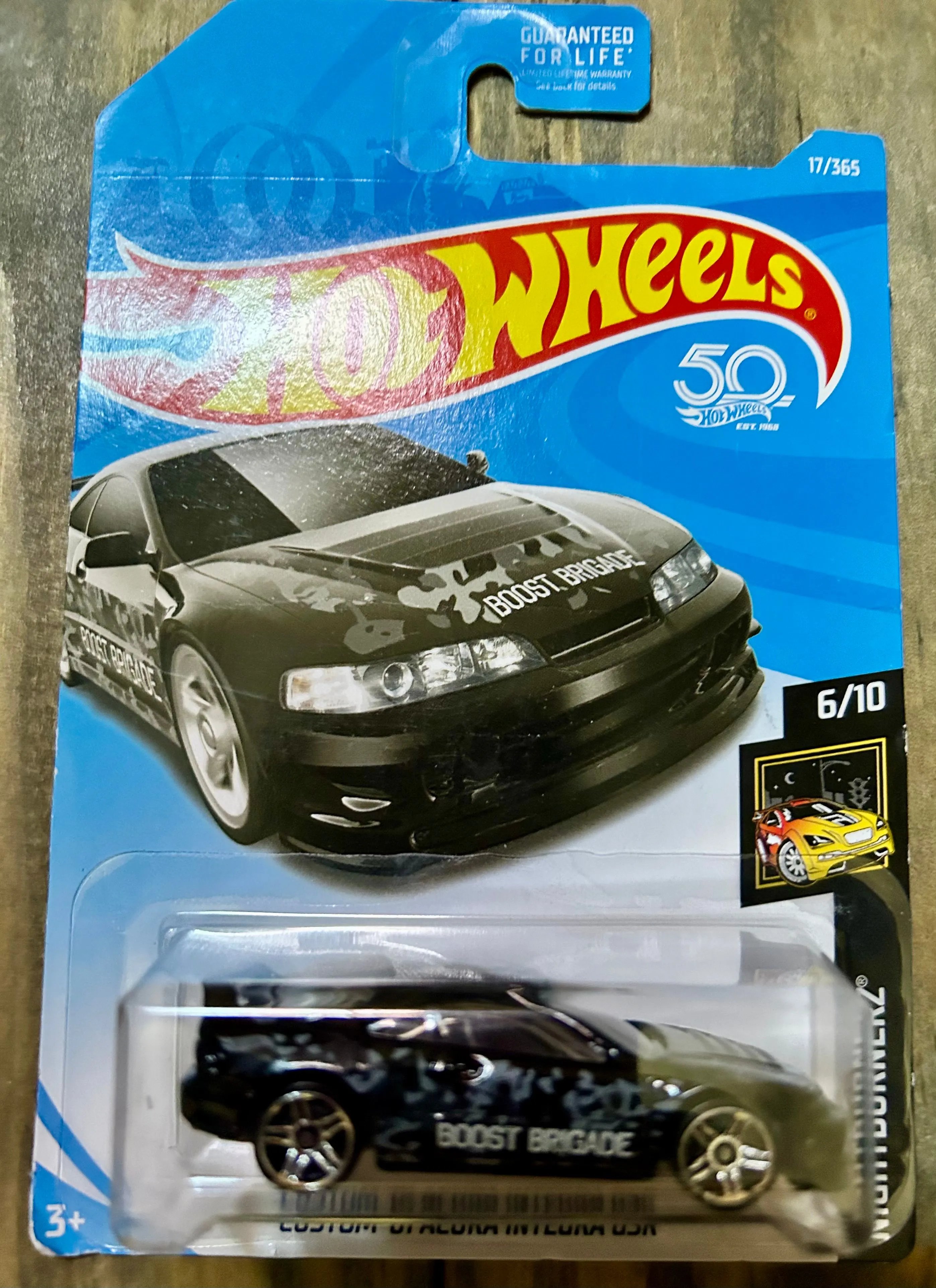 Product image for Hot Wheels Nightburnerz Black Custom '01 Acura Integra GSR " Boost Brigade "