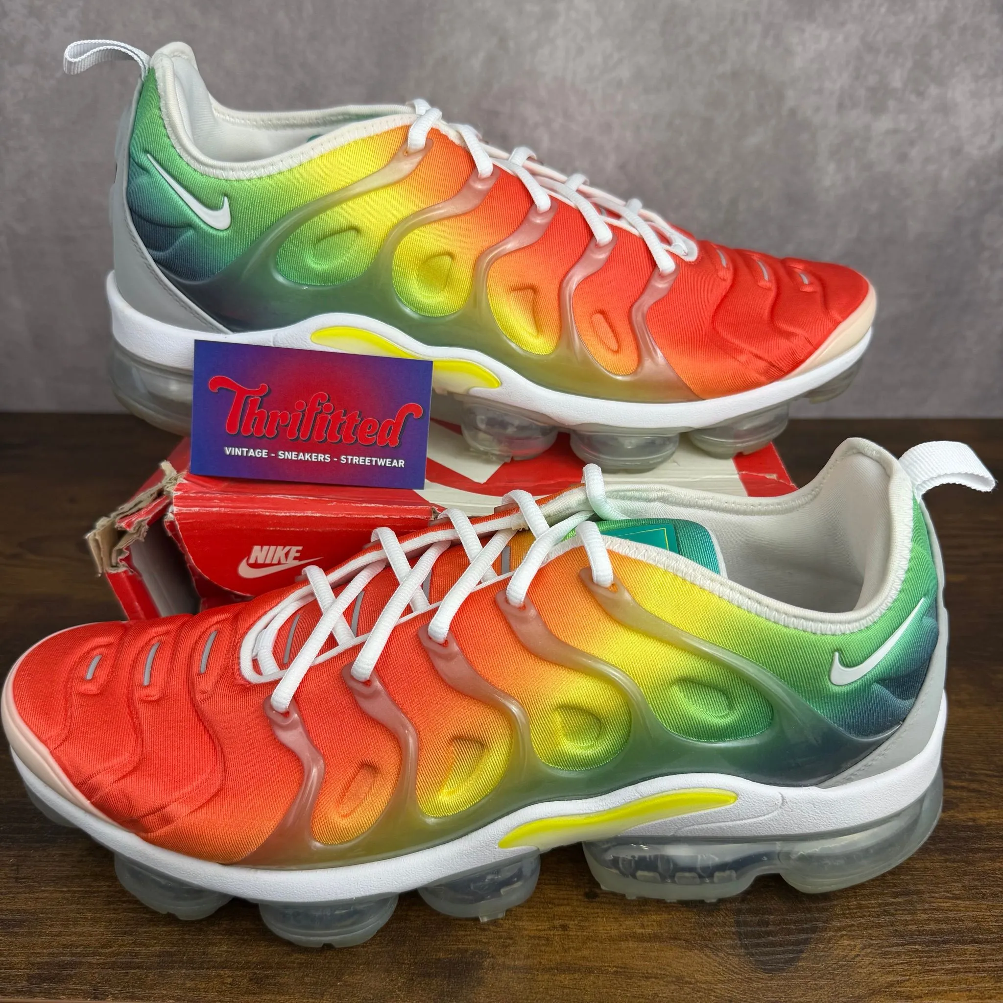 vapormax plus tie dye