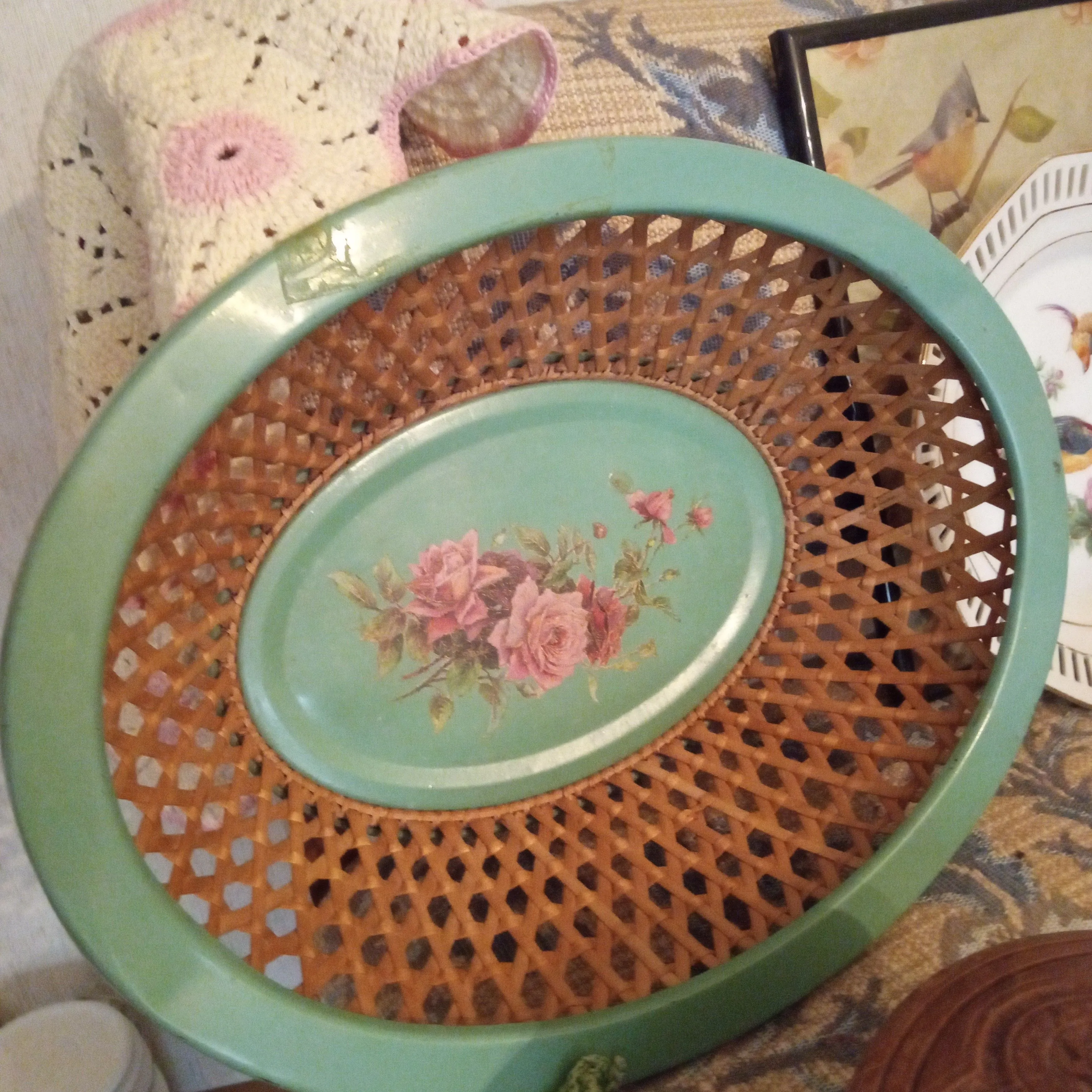 Product image for Vintage Metal/Wicker Basket