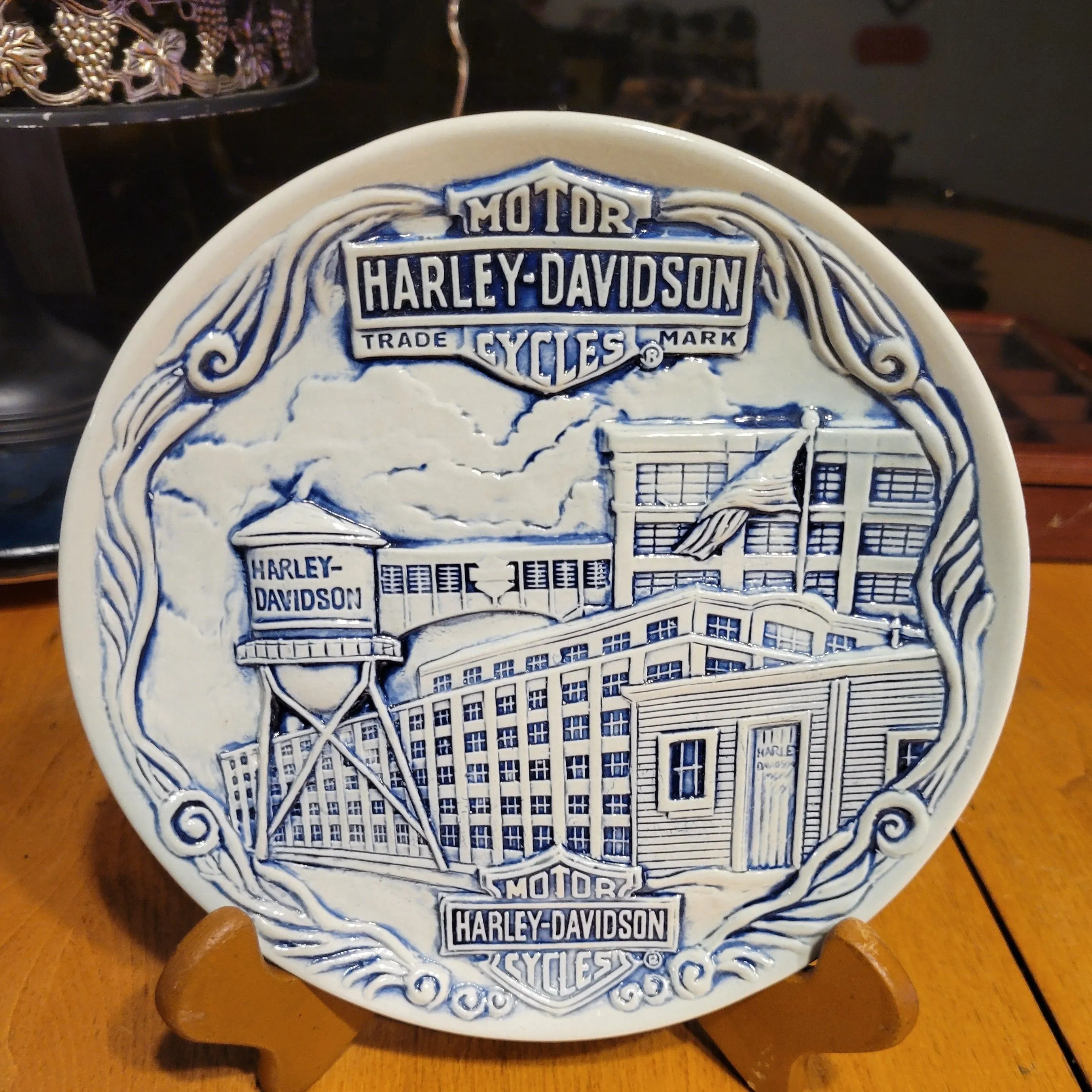 Product image for Harley Davidson Factory Ceramic Collectors Plate