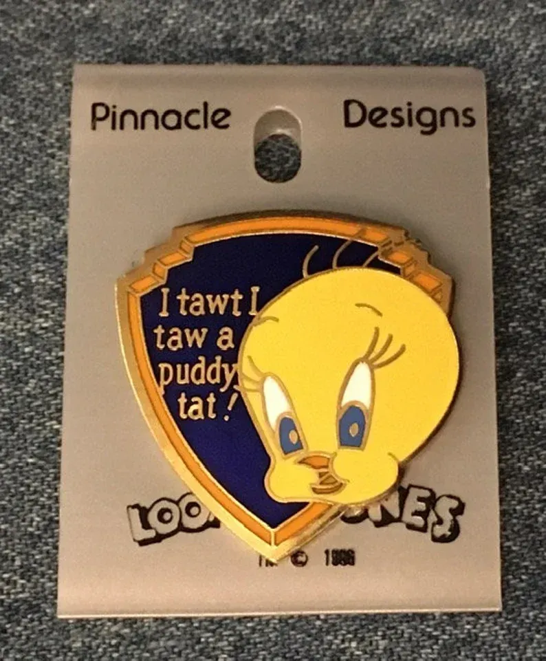 Product image for Tweety Bird Looney Tunes Brooch Pin