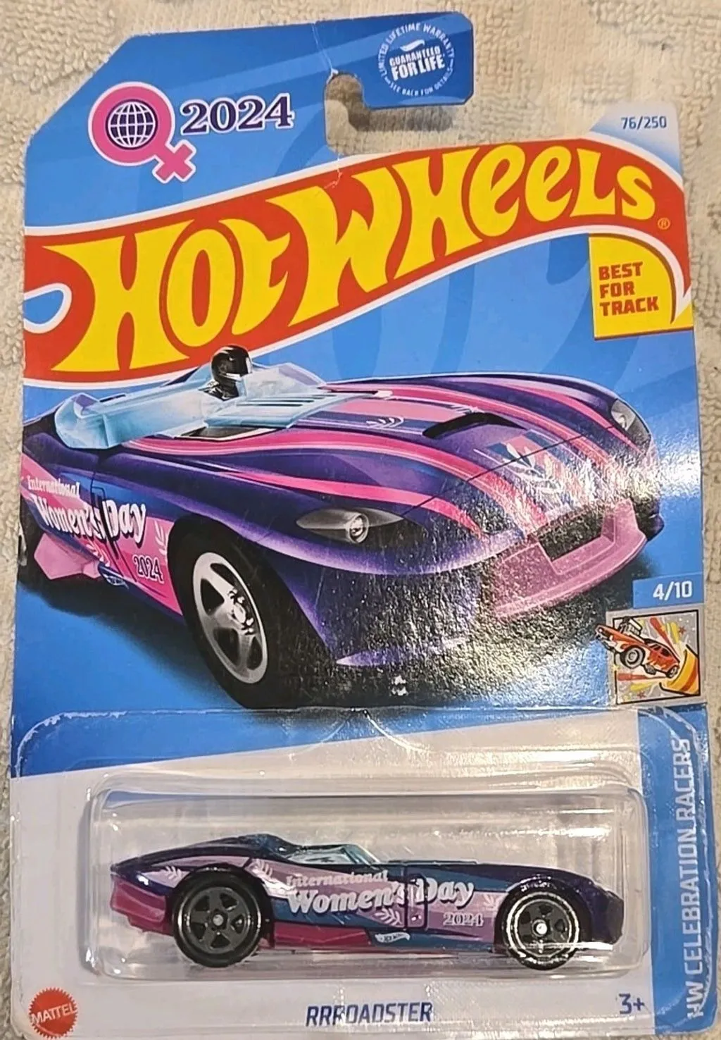 0ec044e4-3320-45e8-a35f-43f8a2a2d094