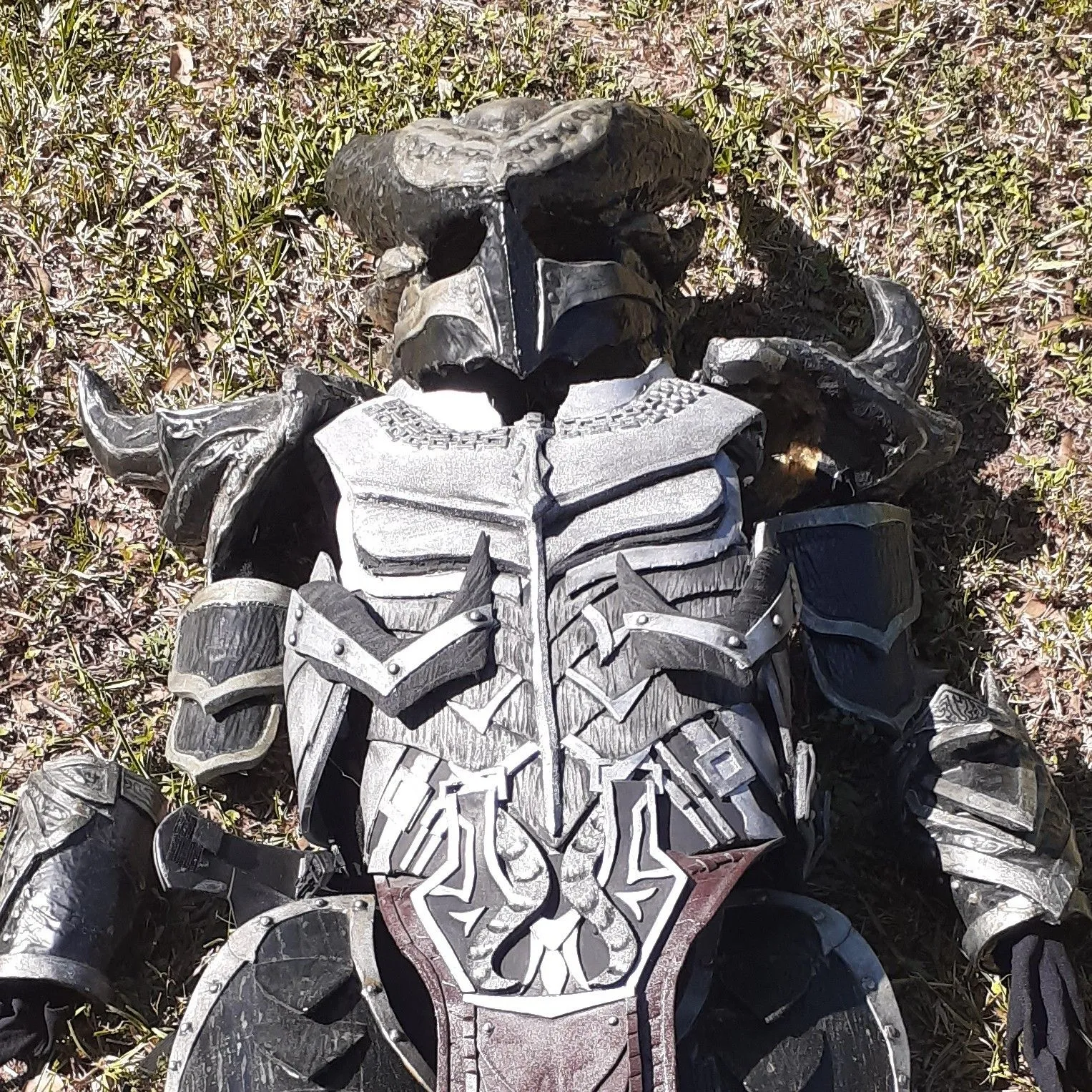 Product image for handmade EVA foam Elder Scrolls Skyrim Daedric Armor