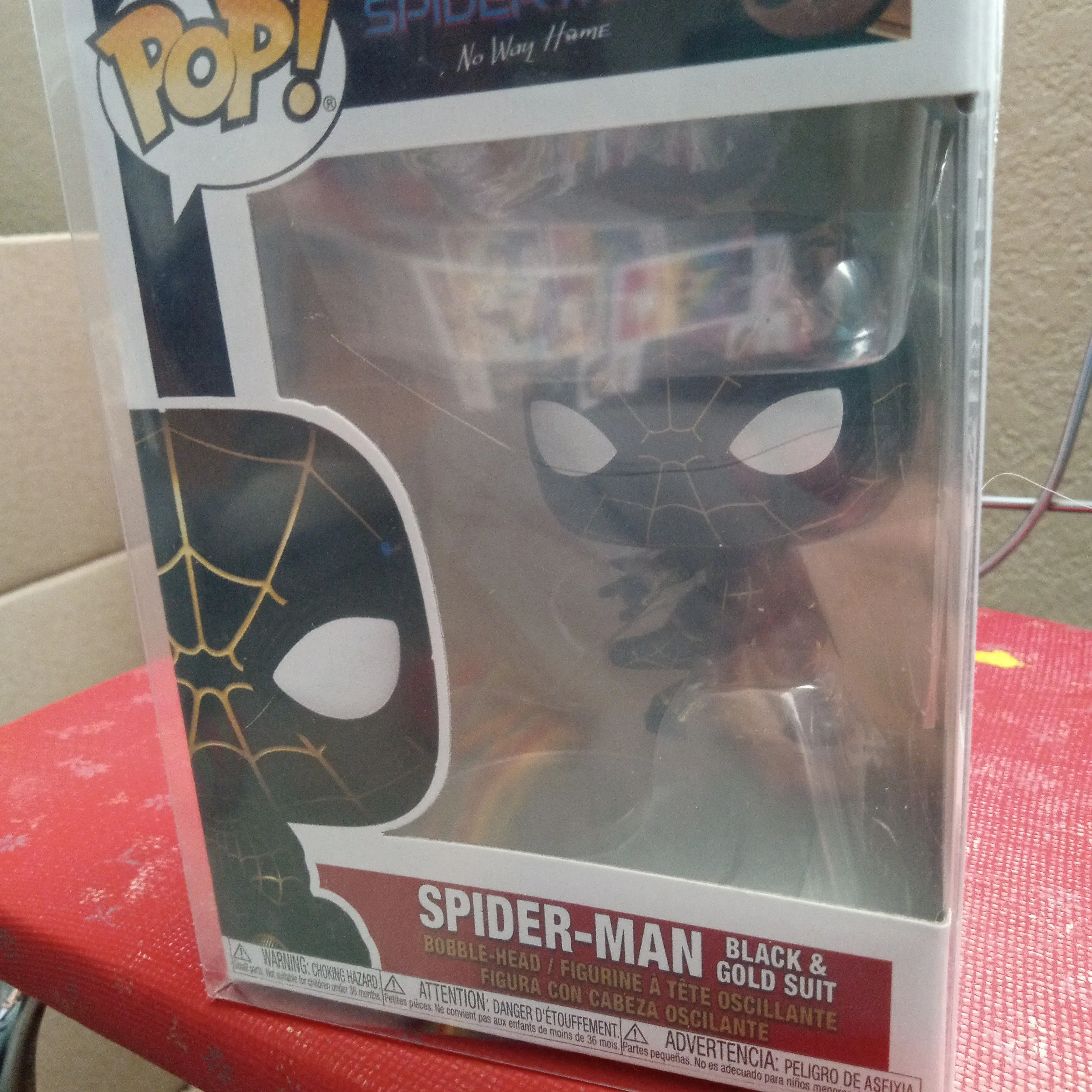 Product image for Spider-Man Black & Gold Suit