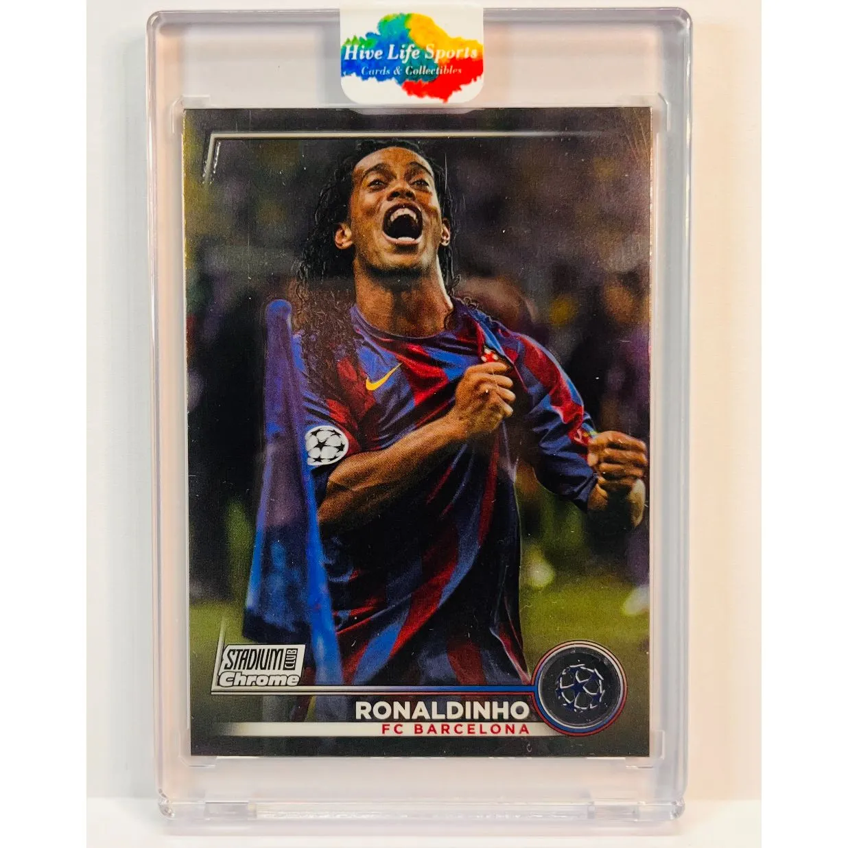 Product image for Ronaldinho 22-23 Topps Stadium Club Chrome #10 Barcelona x HLS One Touch