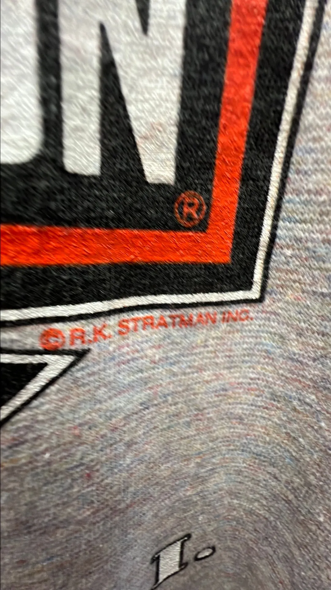 Listing Image Blurred Background