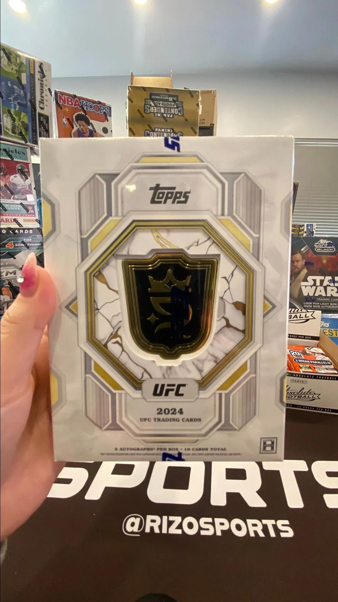 Product image for 2024 UFC Topps Royalty Hobby box