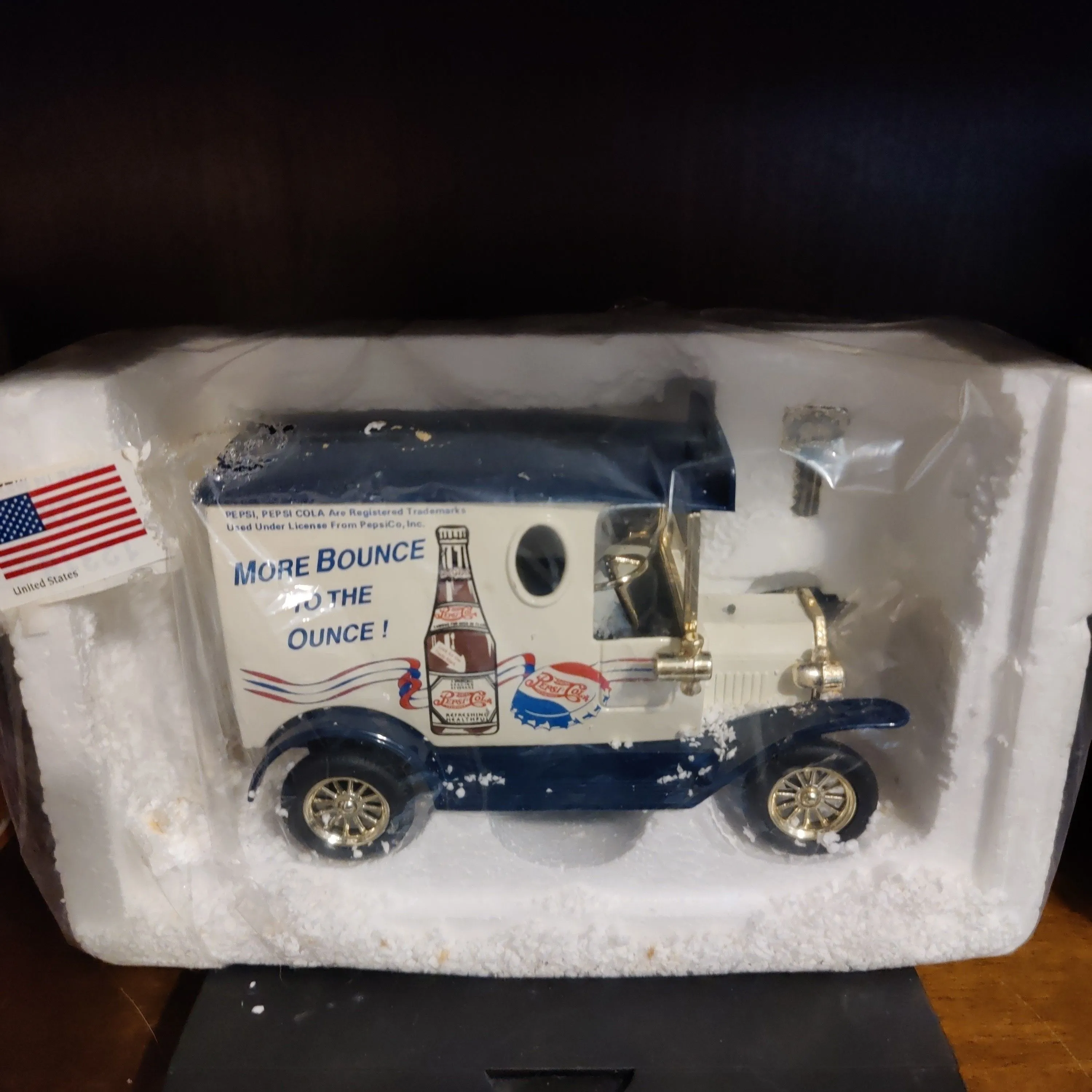 Product image for diecast Pepsi-Cola Bank