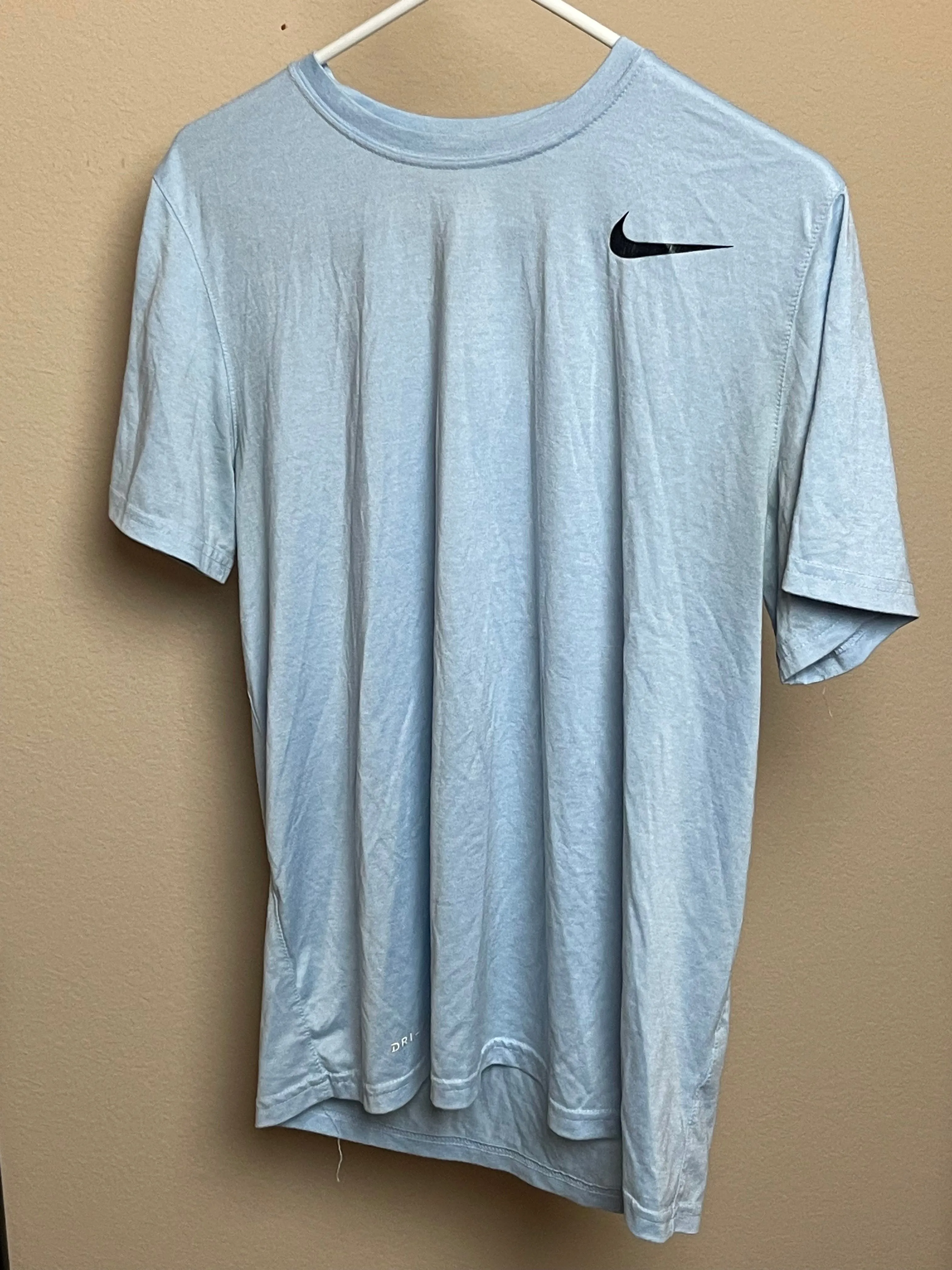 Listing Image Blurred Background