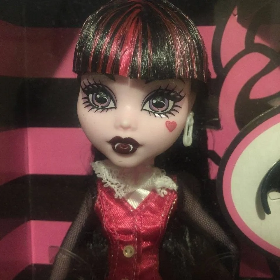 Product image for monster high Draculaura **RESERVED**