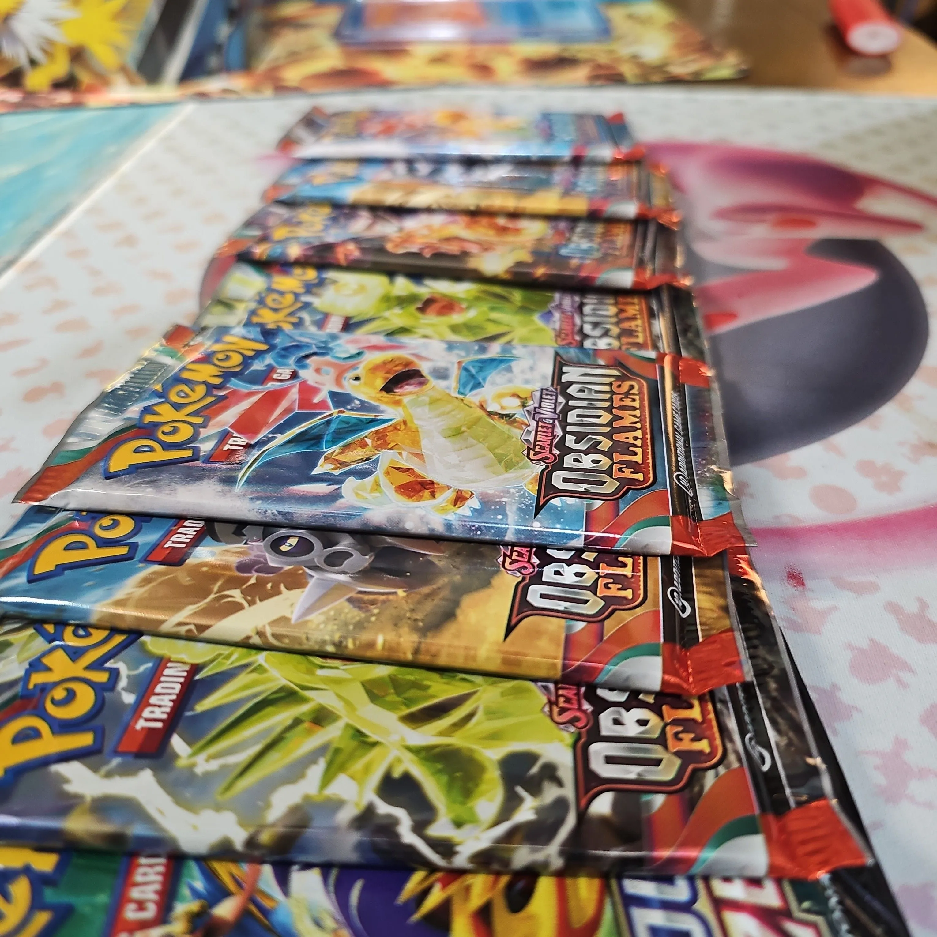 pokemon cosmog card Pokemon Cosmog, Cosmoem, Lunala & Solgaleo Card Lot - 20 Cards main image 1