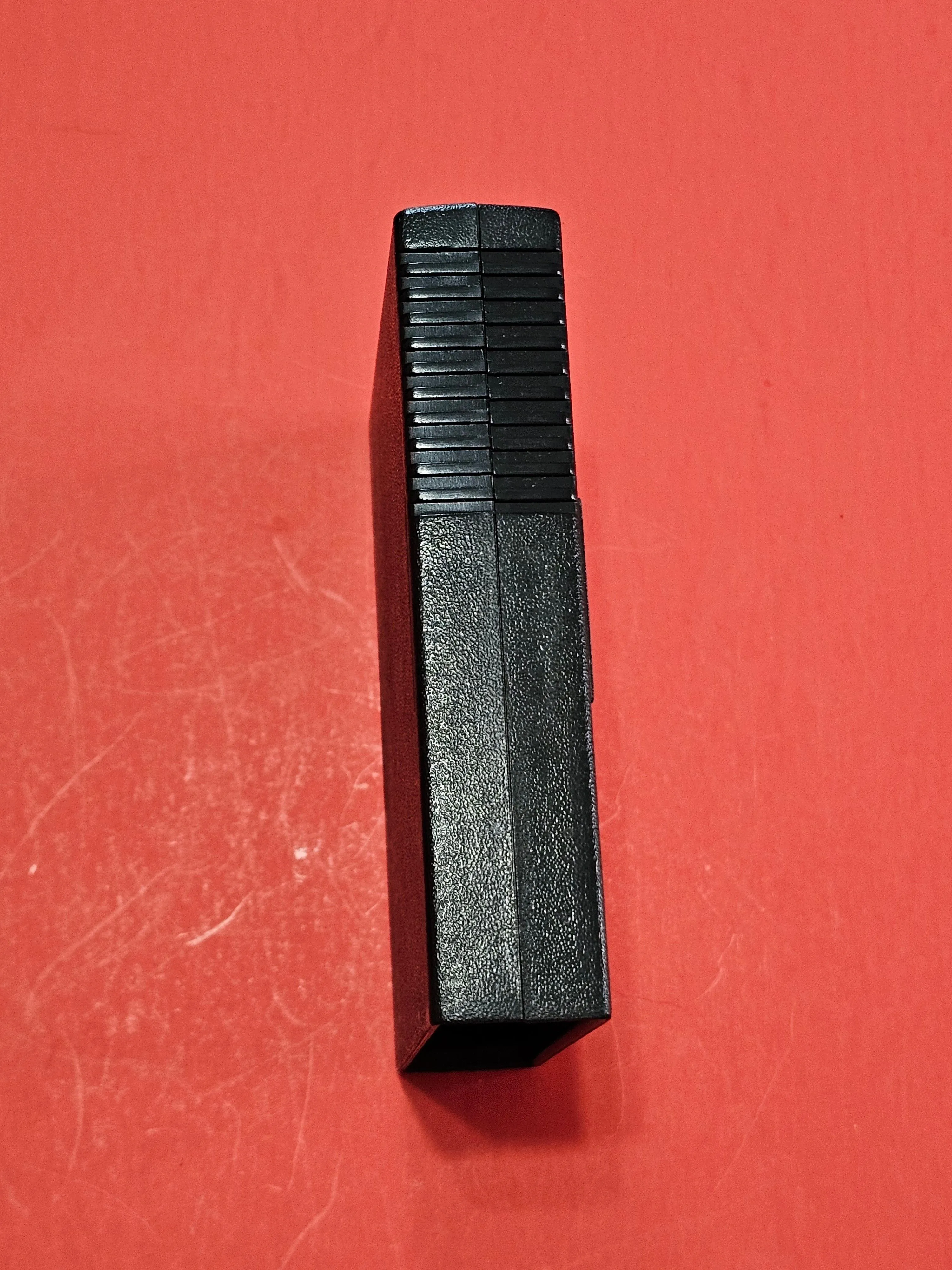 Listing Image Blurred Background