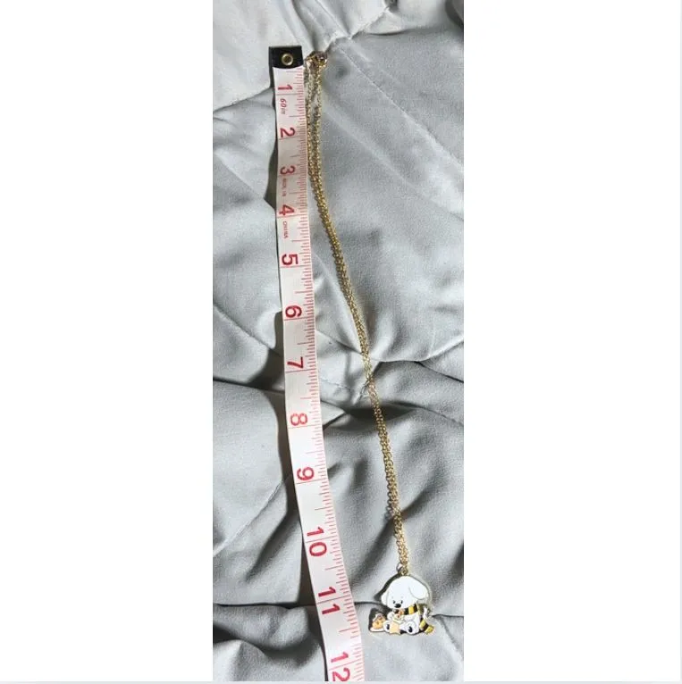 Listing Image Blurred Background
