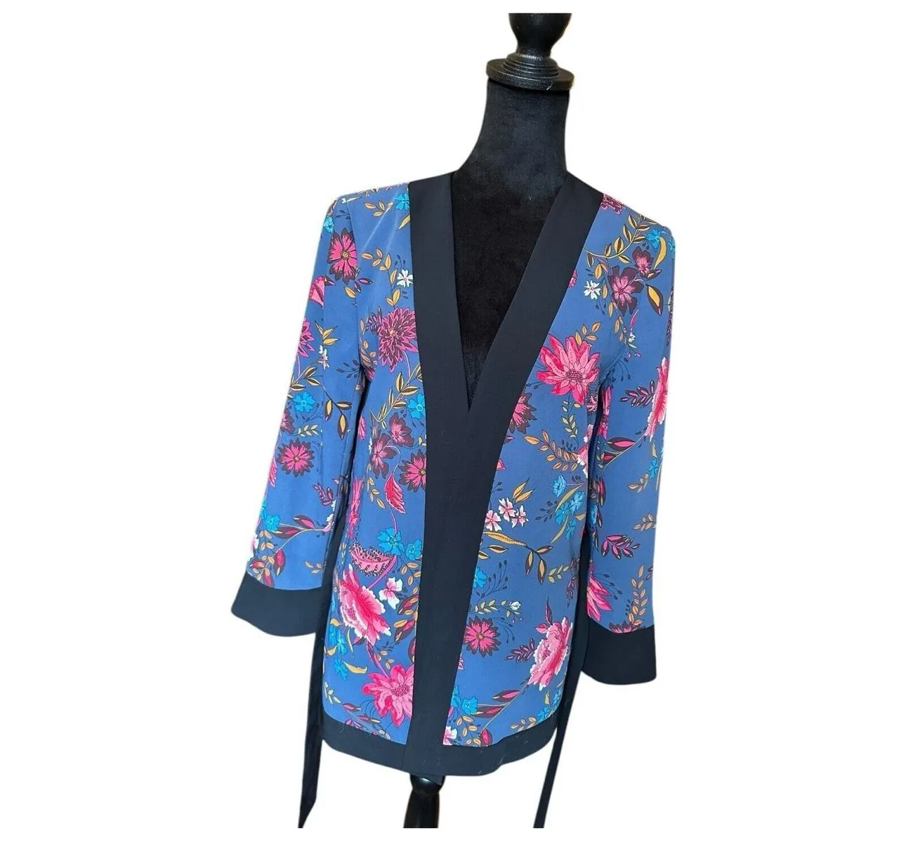 Listing Image Blurred Background