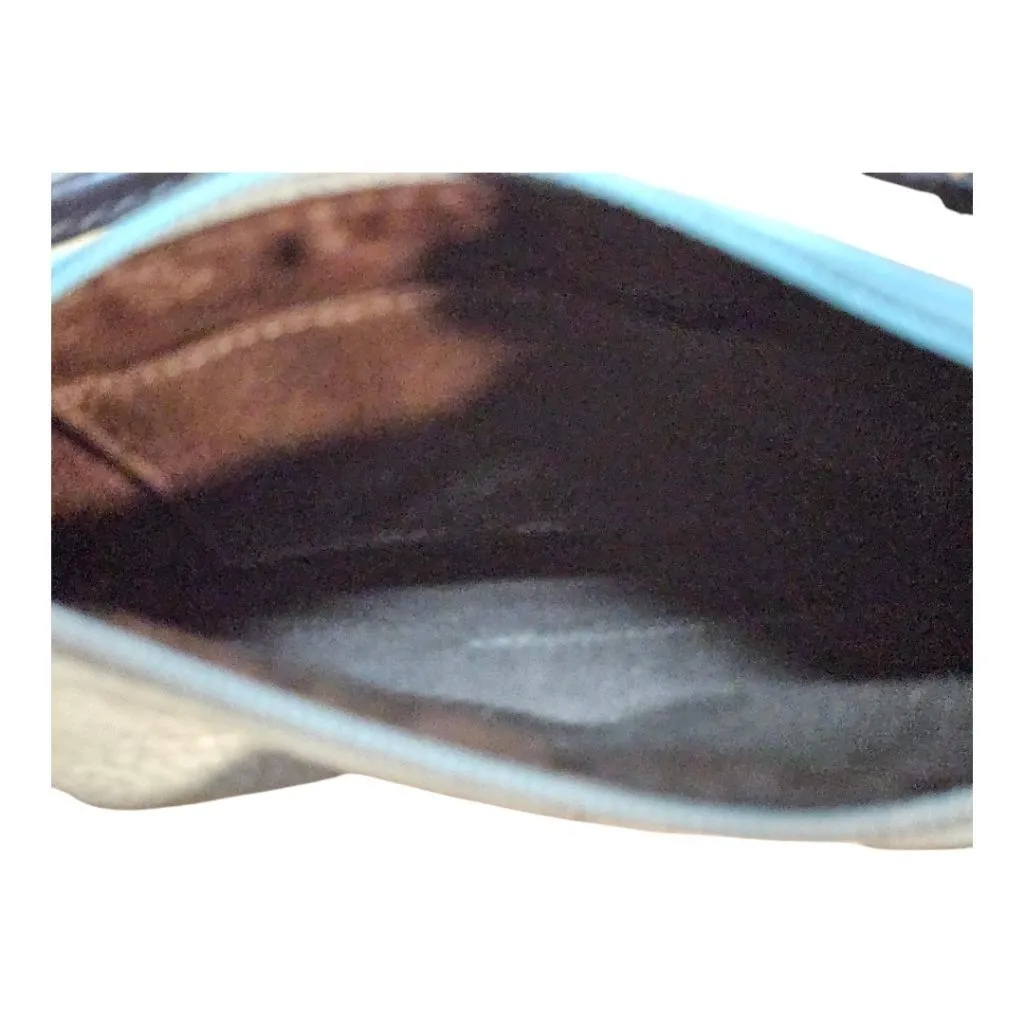 Listing Image Blurred Background