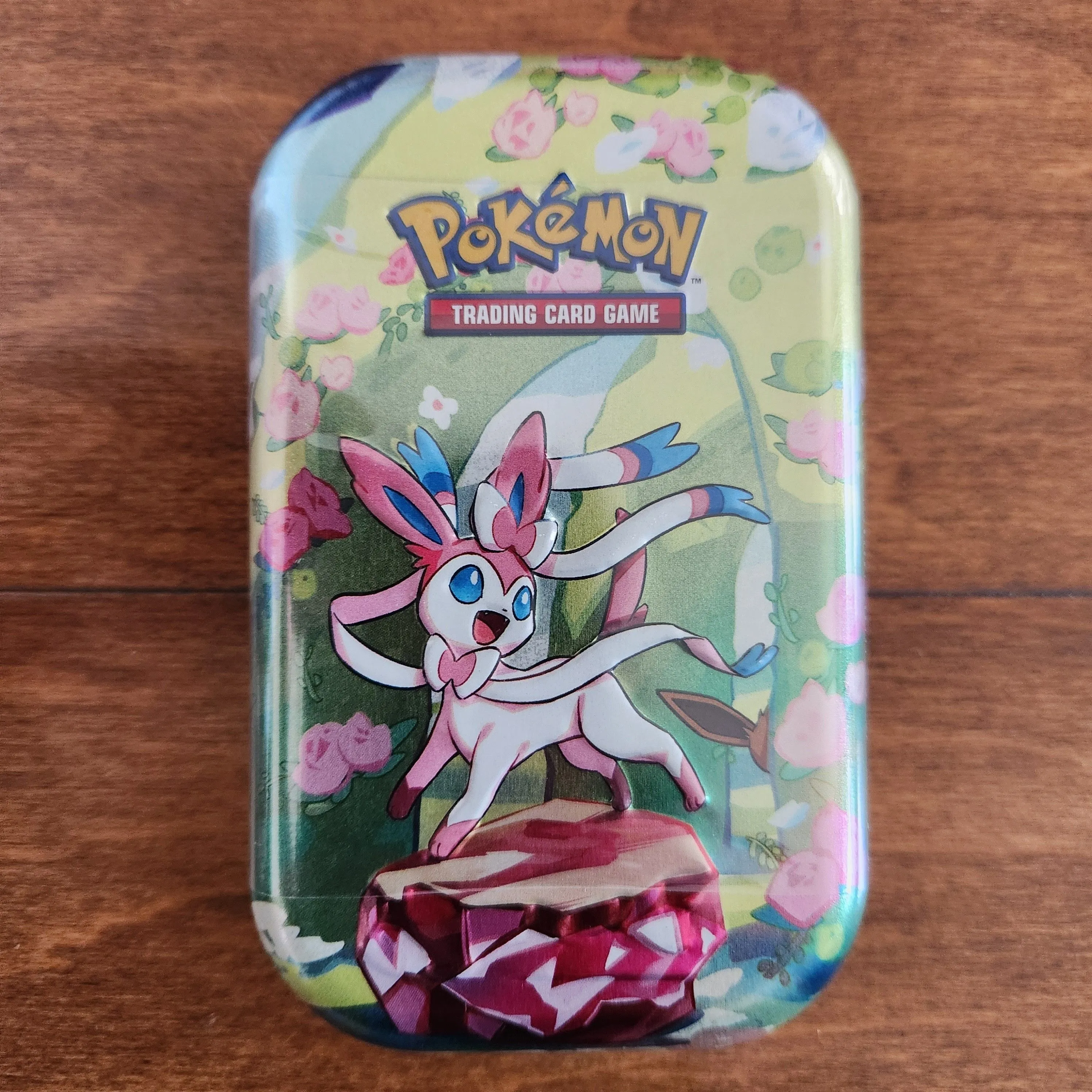 Product image for Pokemon Prismatic Evolutions Mini Tin [Sylveon]