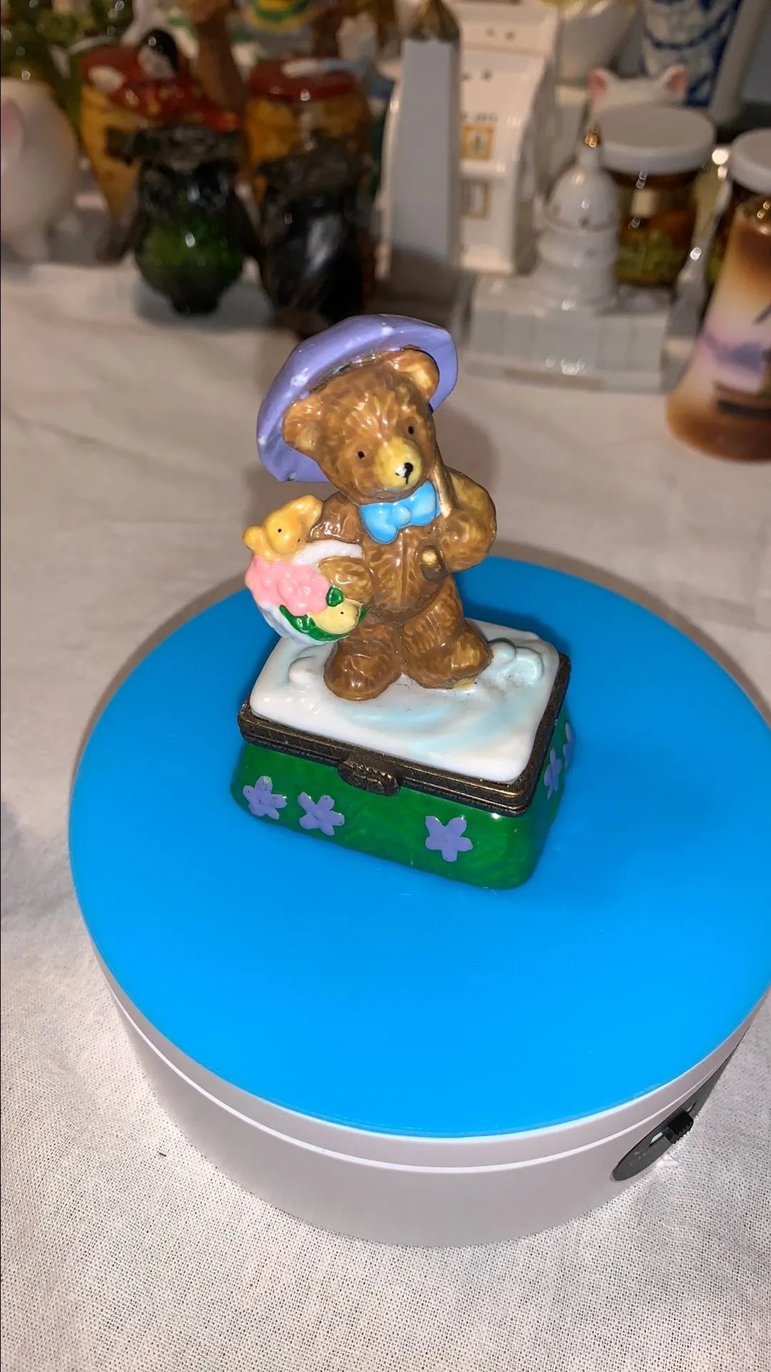 Product image for Spring Bear Trinket Box