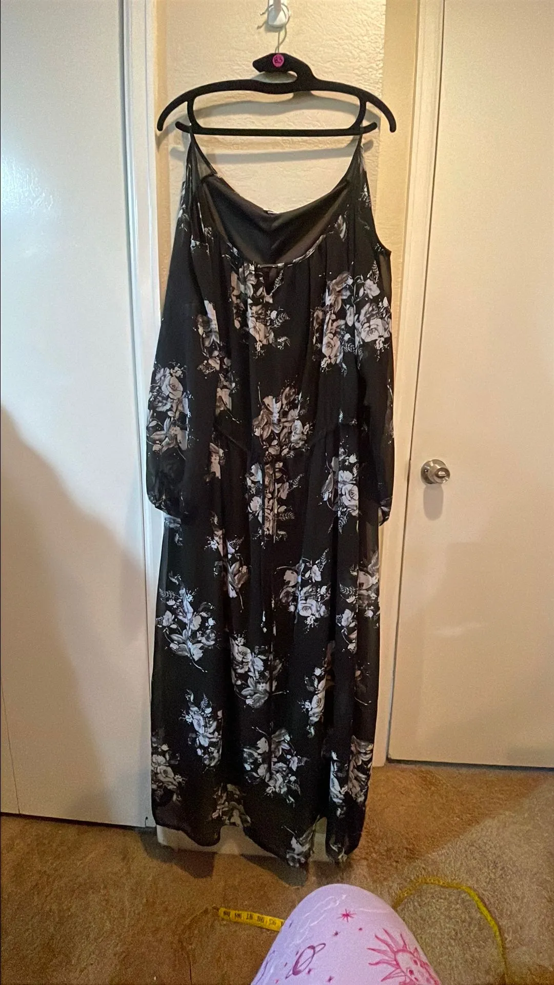 Product image for 83 - 3X (22-24) Avenue Cold Shoulder Lined Maxi Dress
