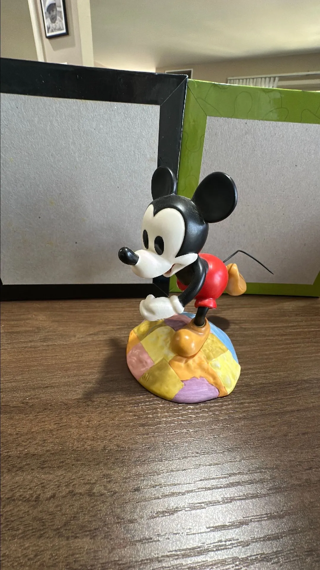 1307d8f8-67ae-4162-9f4c-aa82da760211