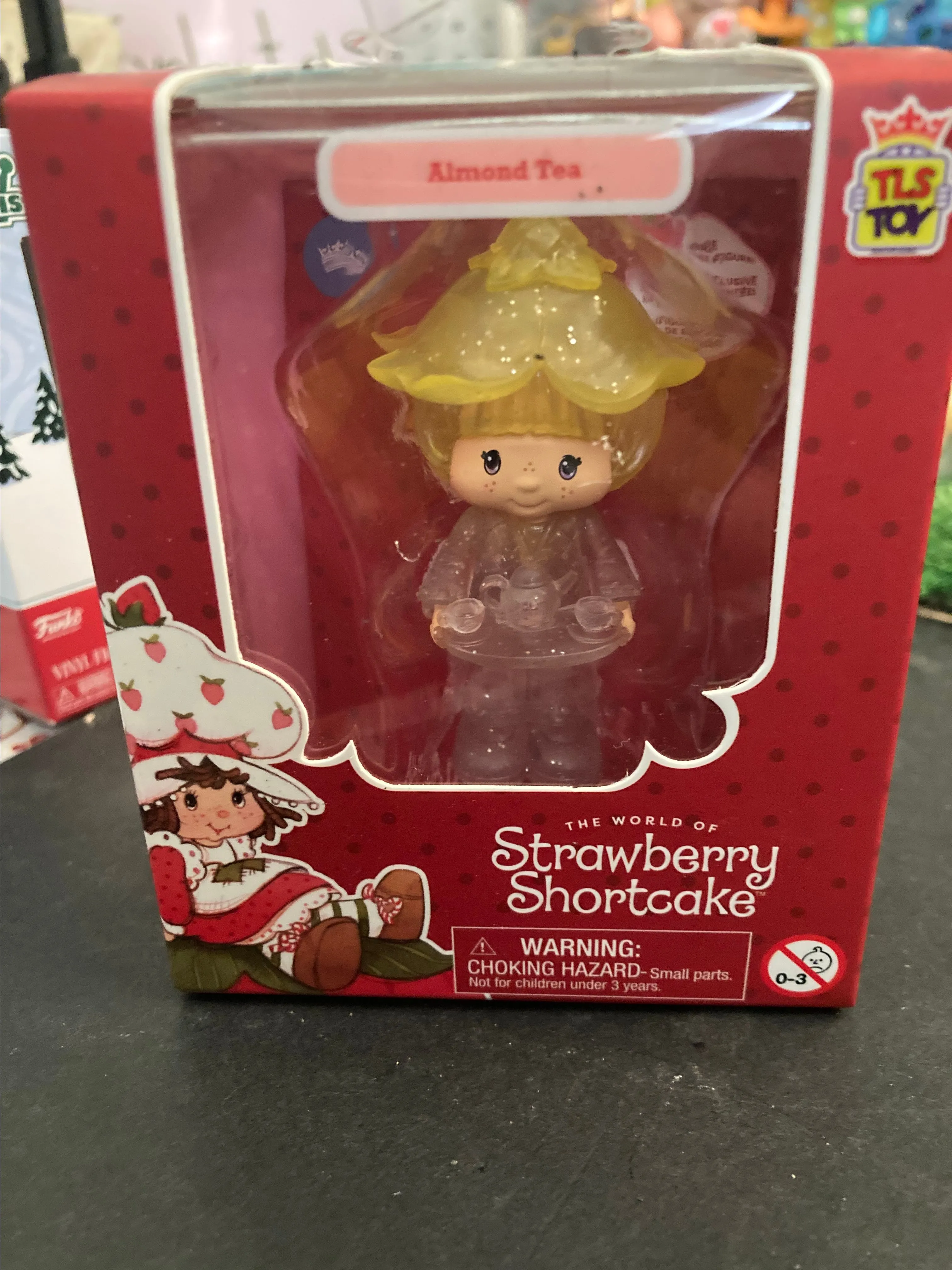 Product image for RARE!! Strawberry shortcake Almond Tea