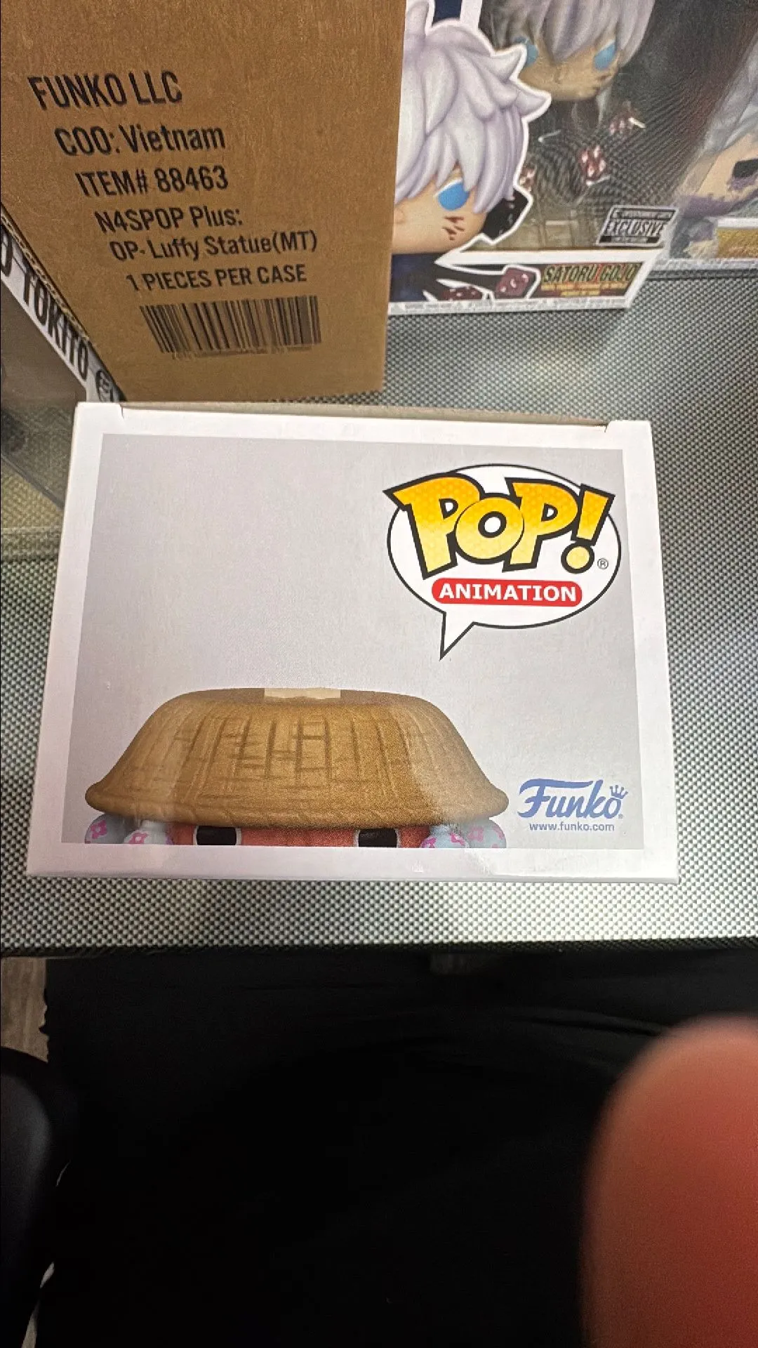 Listing Image Blurred Background