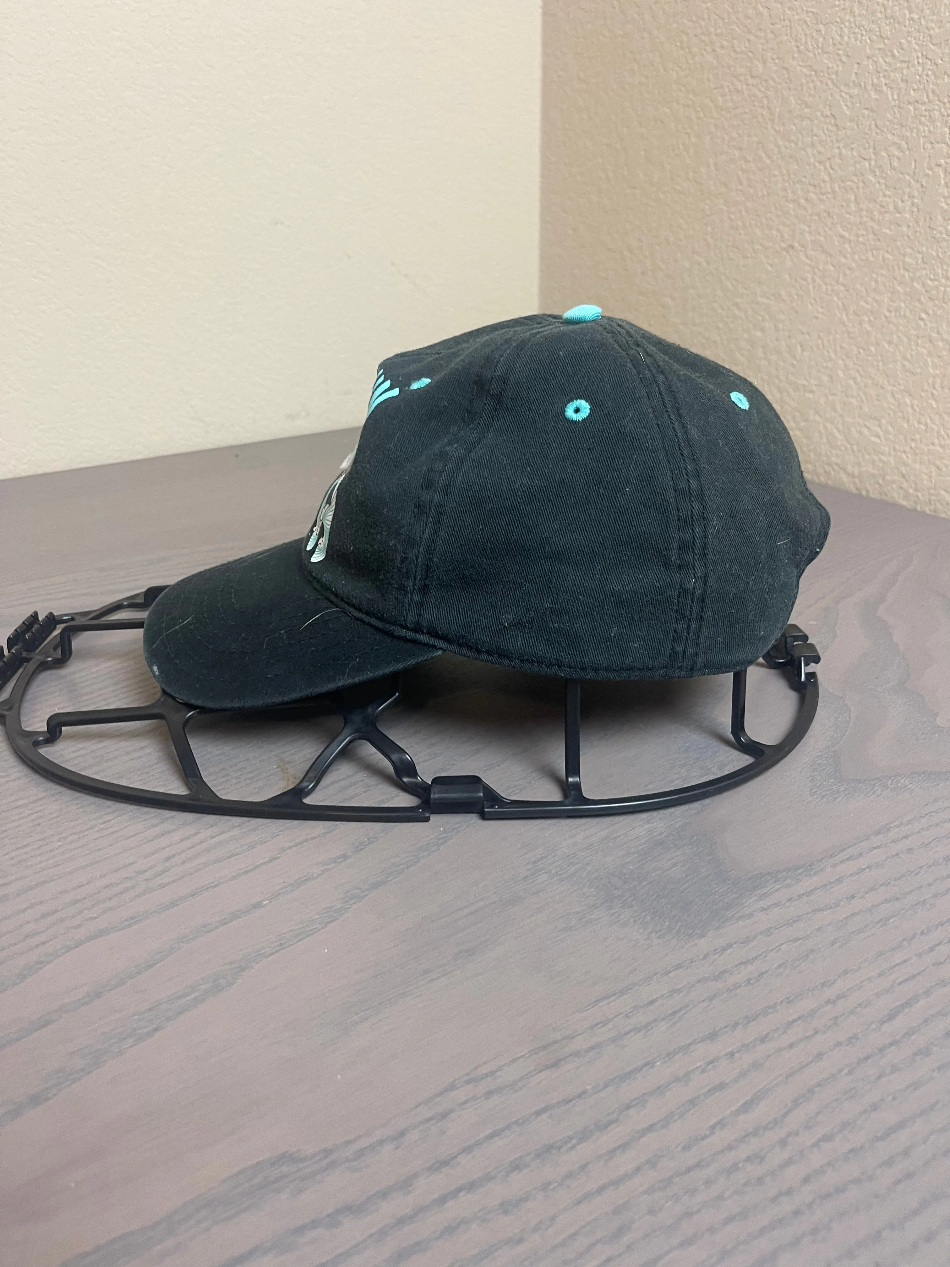 Listing Image Blurred Background